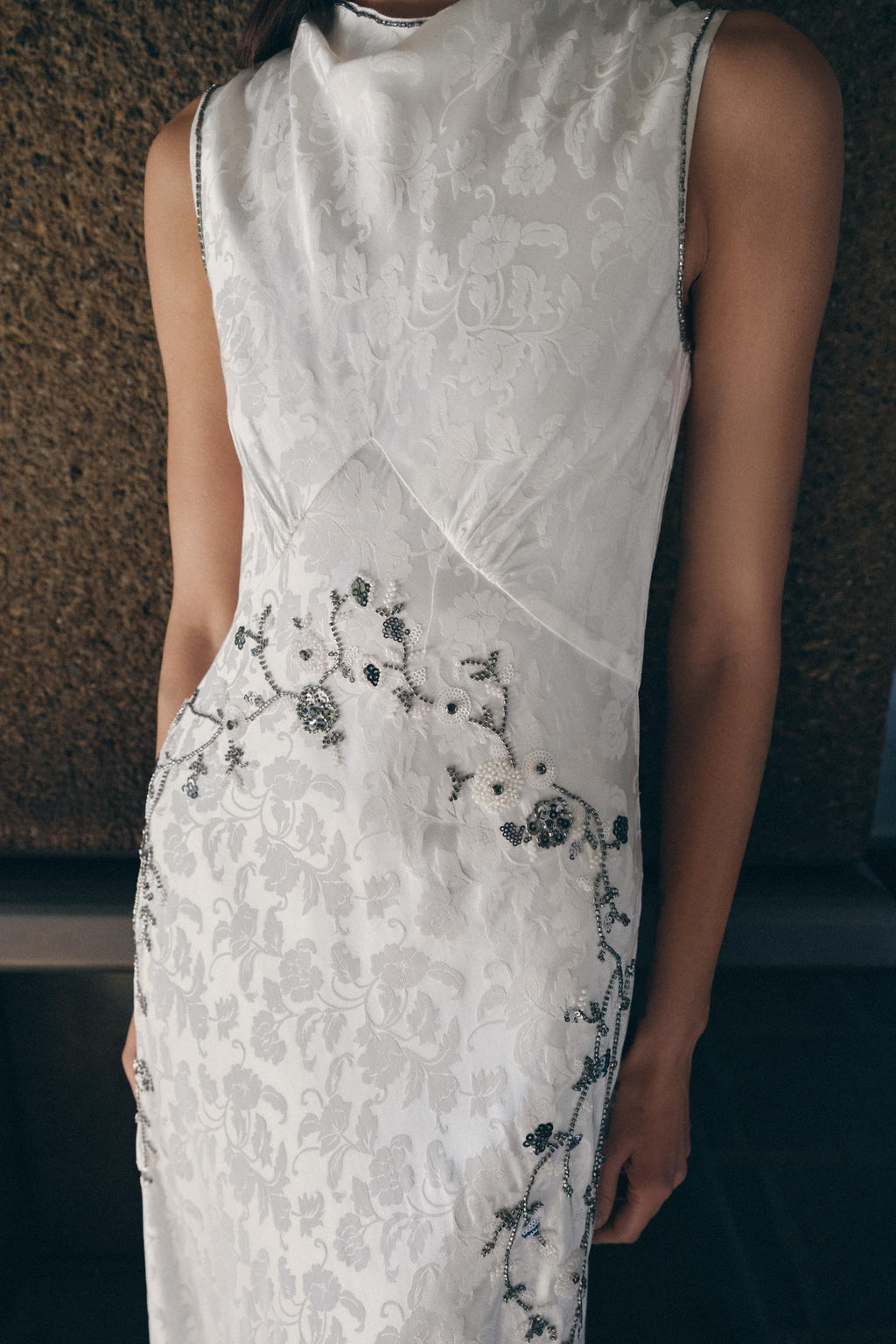 VESTIDO JACQUARD ABALORIOS LENTEJUELAS / crudo-blanco - Zara фото 2