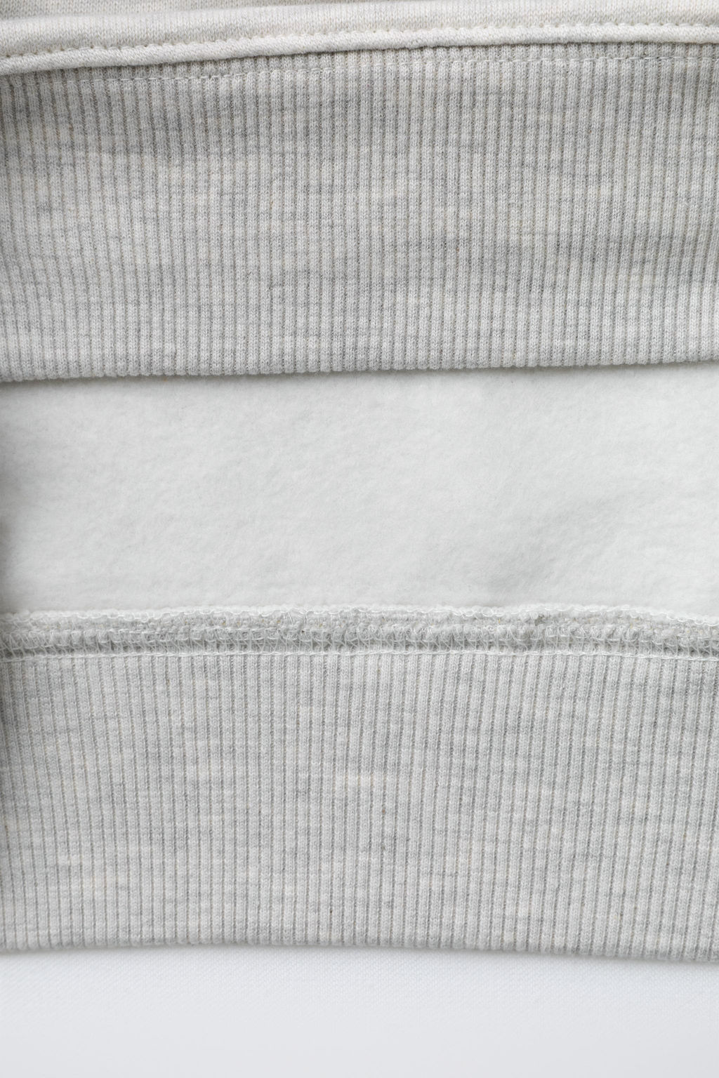 SUDADERA CAPUCHA TEXTO RIZO / Gris vigor? - Zara фото 6