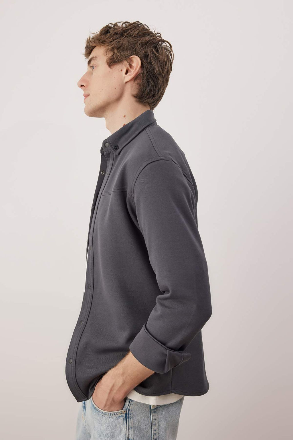 Antrasit Regular Fit Dokulu Erkek Gomlek TMNAW26GO00023 - Trendyolmilla фото 2