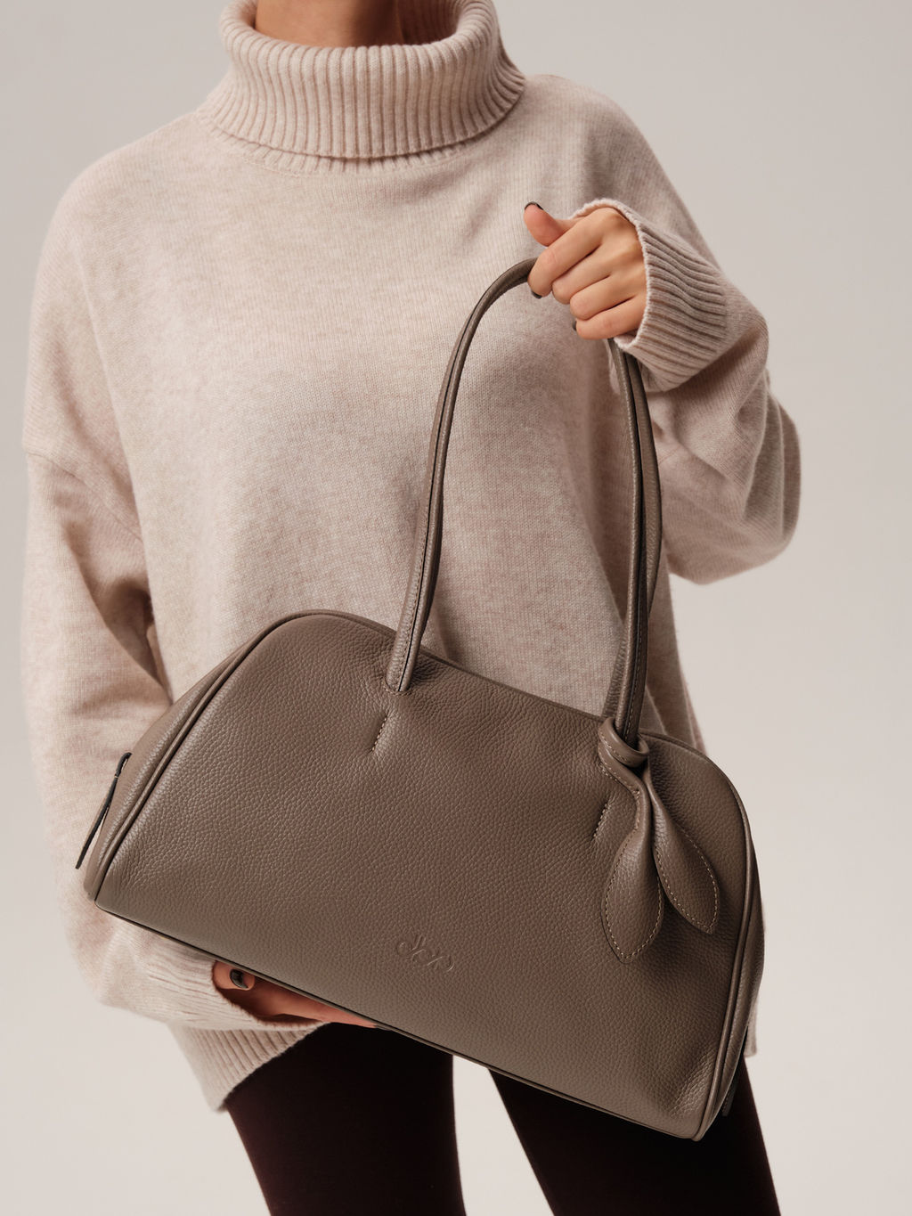 Кожаная сумка Petal DBR 31338 таупе  фото 4
