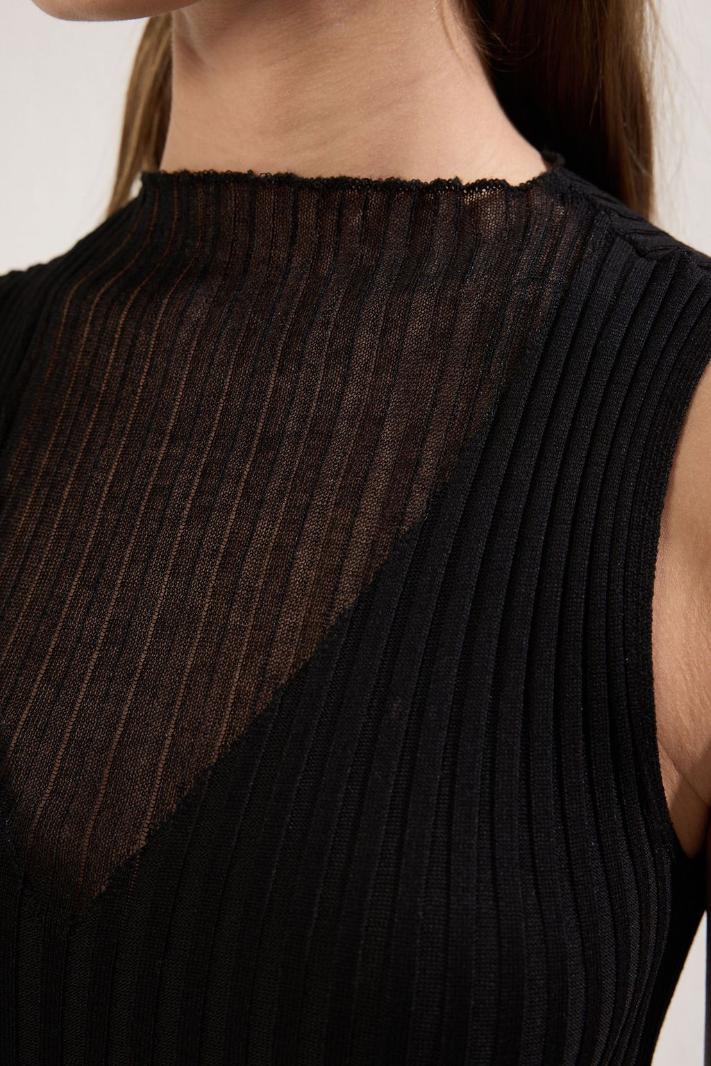 Trendyolmilla Siyah Dik Yaka Transparan Detayl? Triko Ince Bluz TWOSS25BZ00325  фото 3