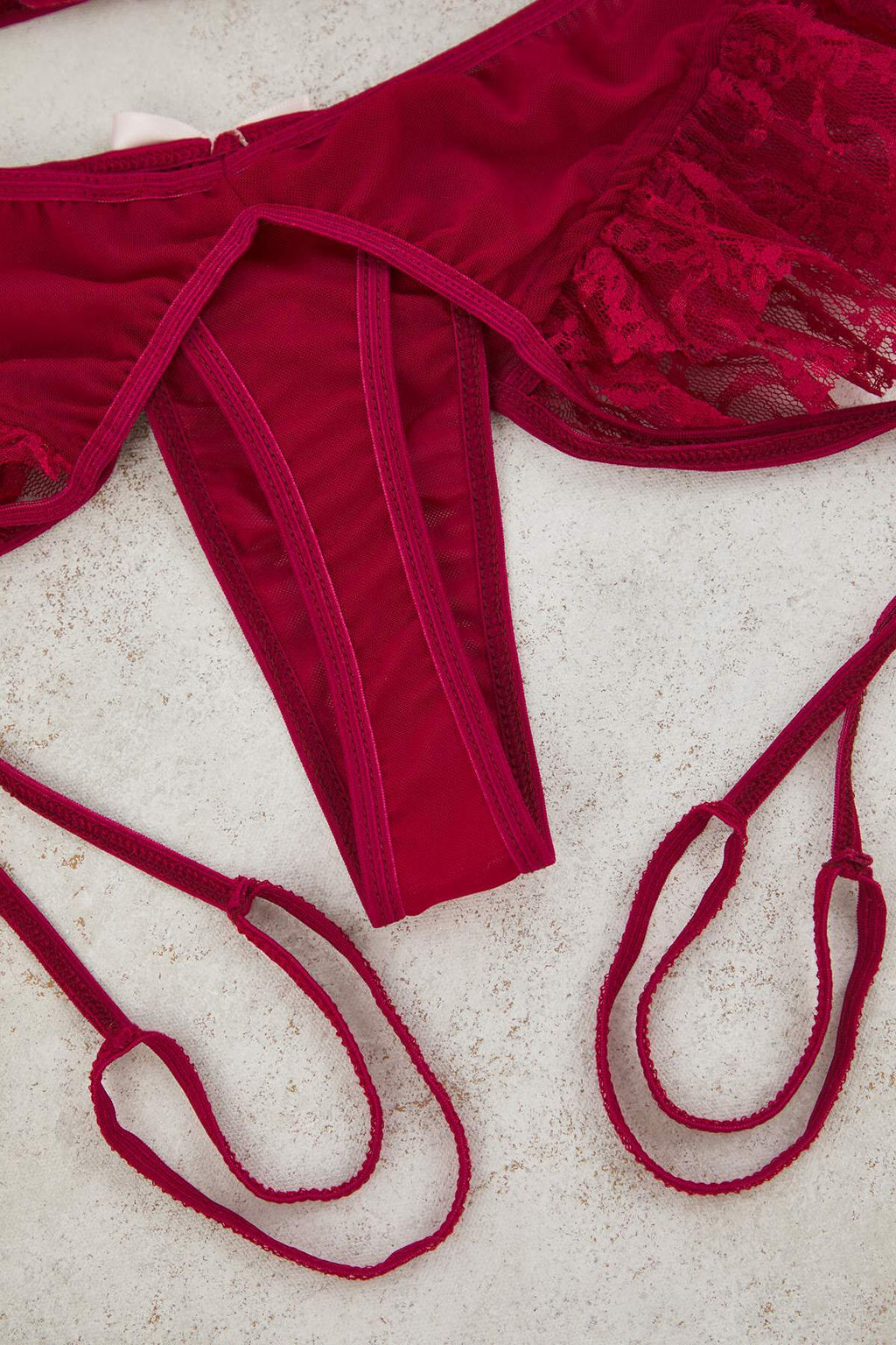 Siyah Kurdele Detayl? Bacak Bantl? F?rf?rl? Kaps?z Dantel Fantezi Ic Camas?r? Tak?m? THMAW26BD00004 - Trendyolmilla фото 8