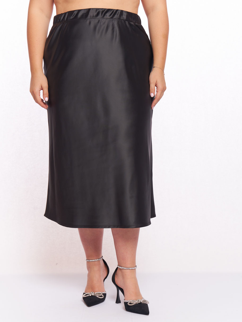 Атласная черная юбка TUB20537BLK01 - Артесса фото 2