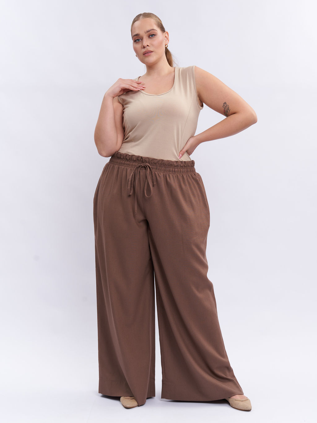 Брюки льняные TBB19152BEG18