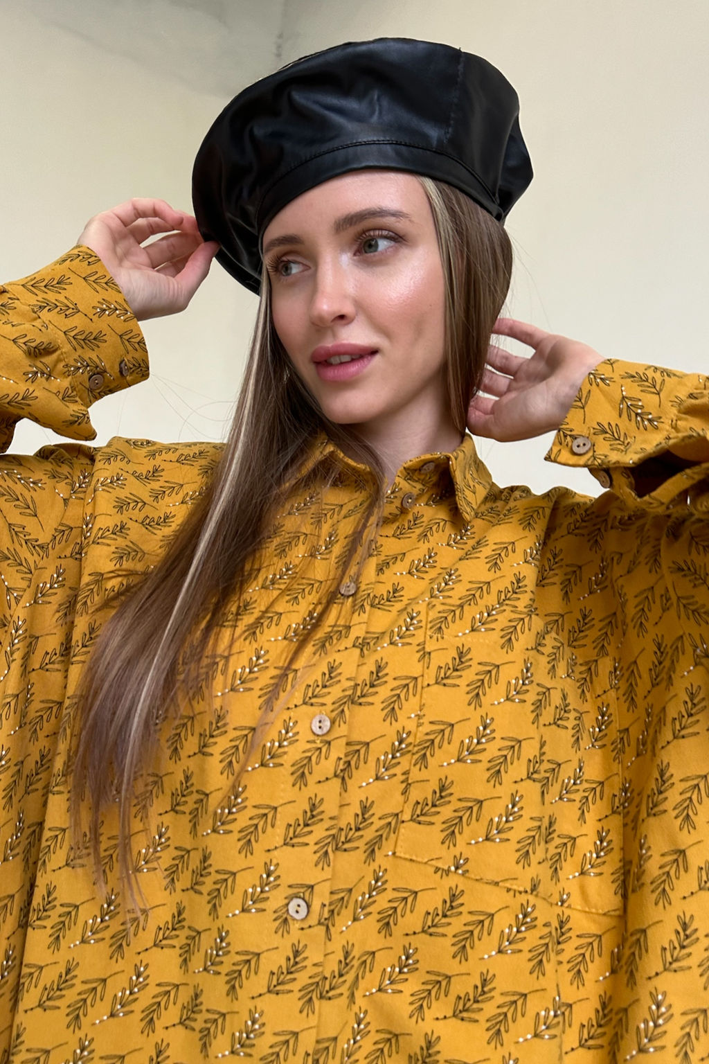 Рубашка женская HUG077/01/Горчичный, черный - M&G all natural фото 3