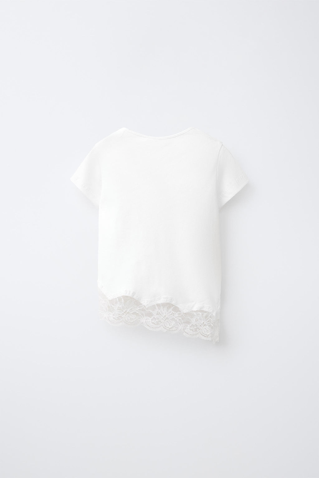 CAMISETA LISA BAJO ENCAJE / Blanco