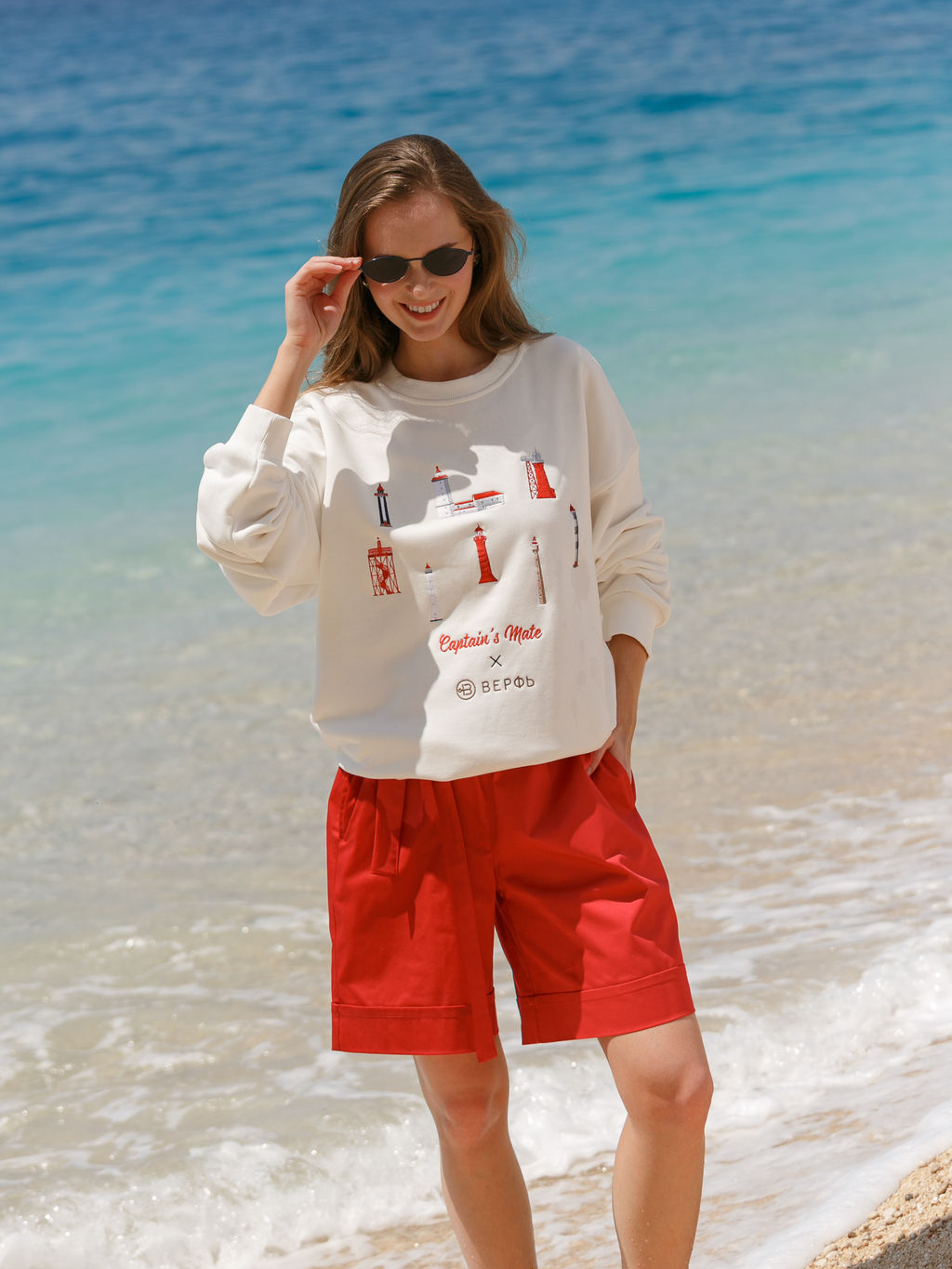 Свитшот женский Saint P. Lights