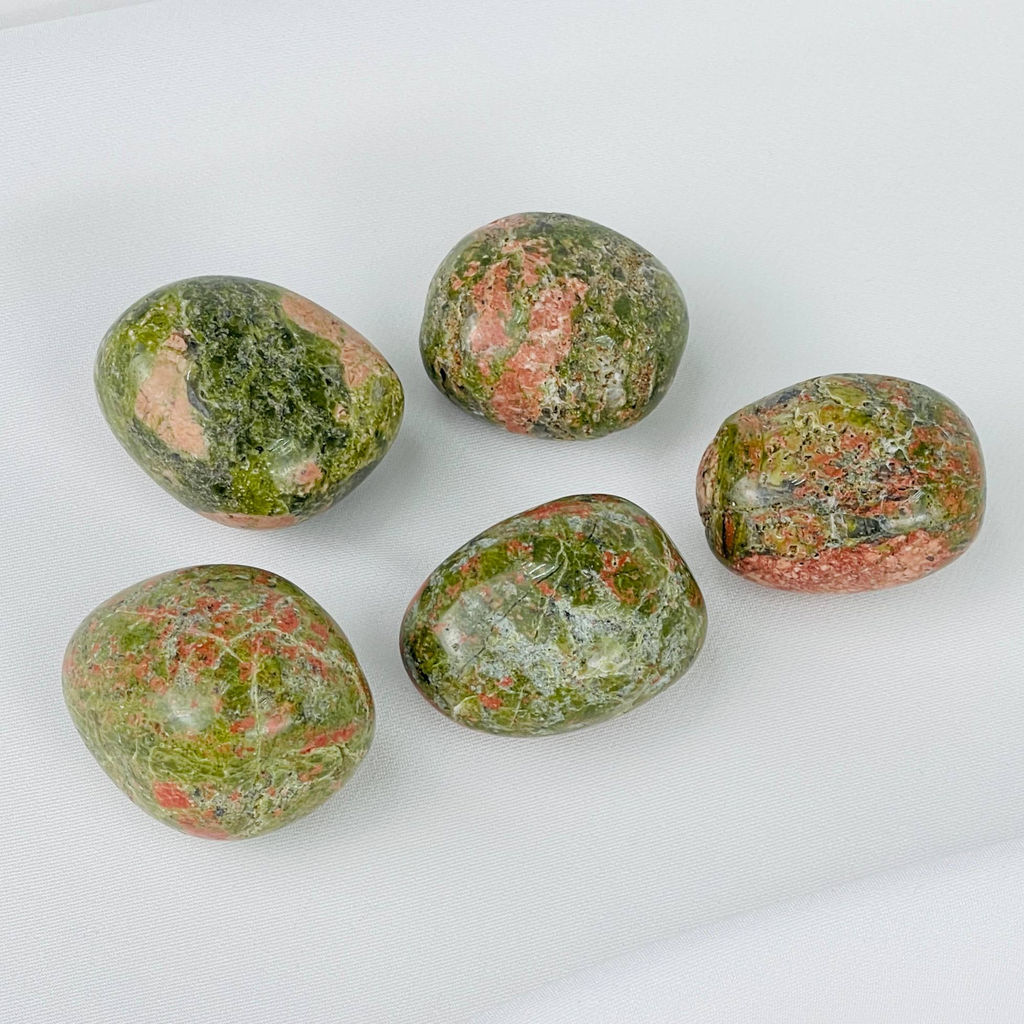 Галтовка из Унакита (10 шт) - Радуга самоцветов фото 2