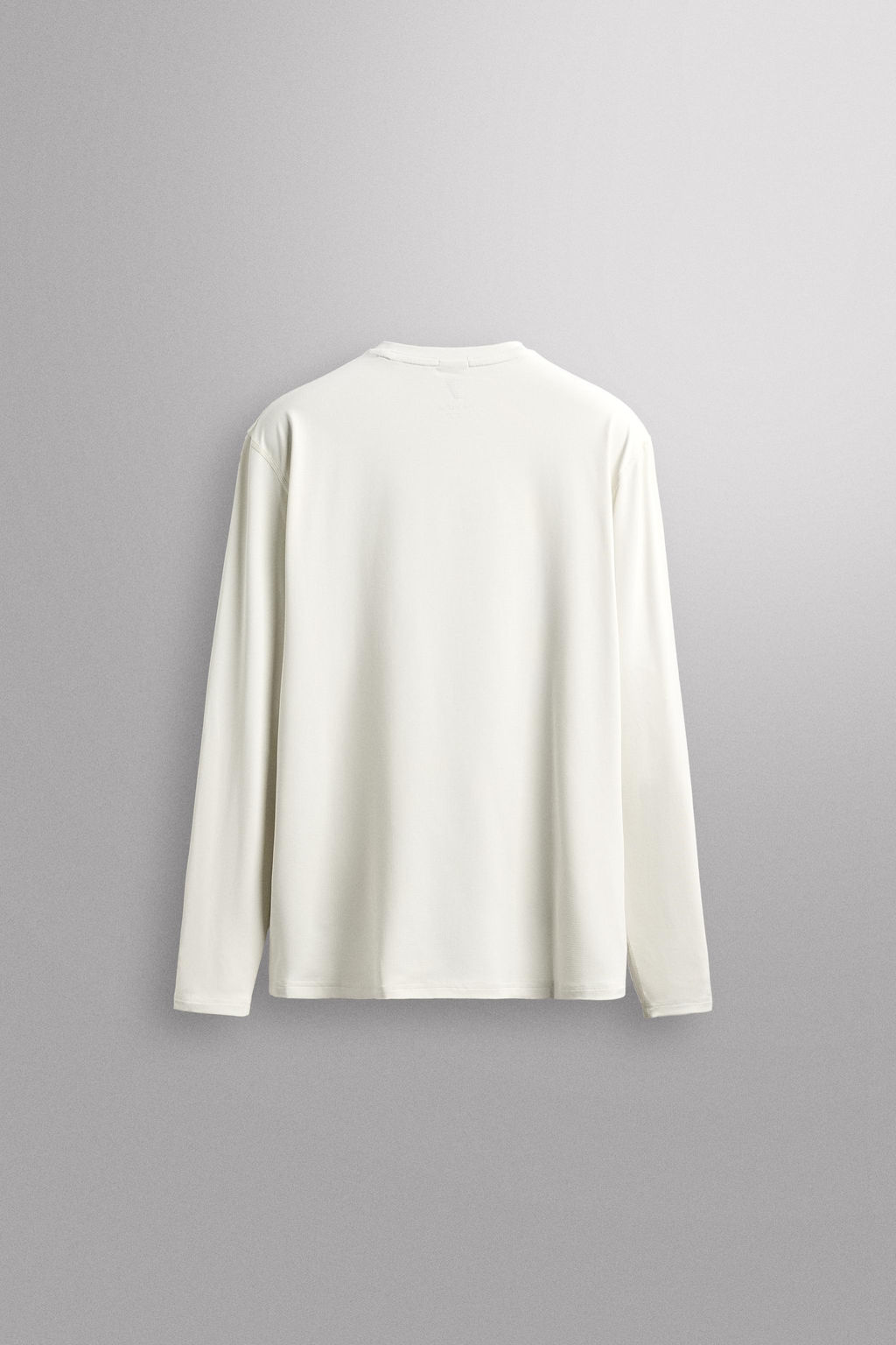 CAMISETA T?CNICA B?SICA MANGA LARGA / Hielo - Zara фото 8