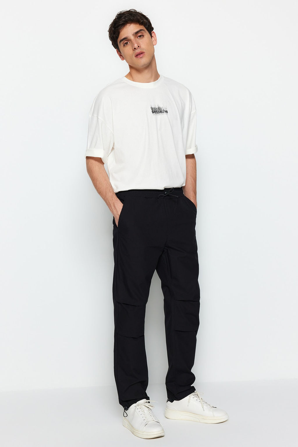 Siyah Jogger Fit Baggy Parasut Pantolon TMNSS23PL00045