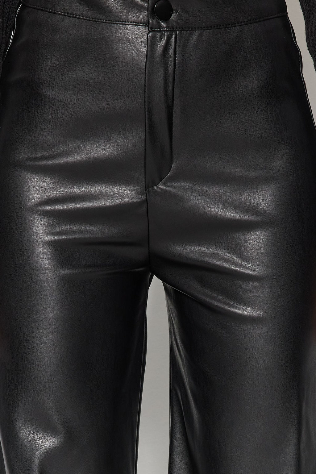 Siyah Suni Deri Wide Leg Cep Detayl? Orme Pantolon TWOAW24PL00103