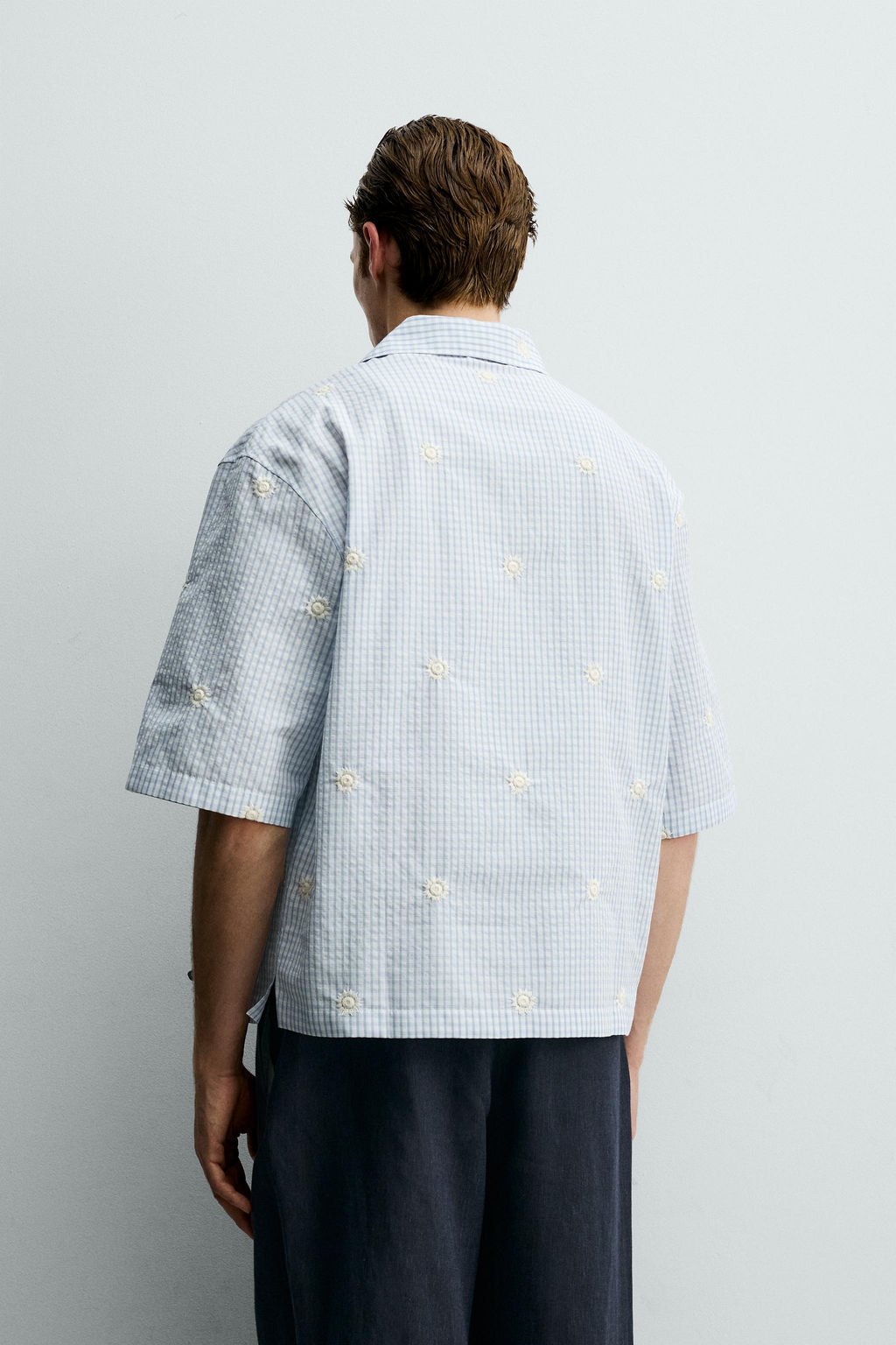 CAMISA RELAXED FIT BORDADO FLOR / Celeste - Zara фото 3