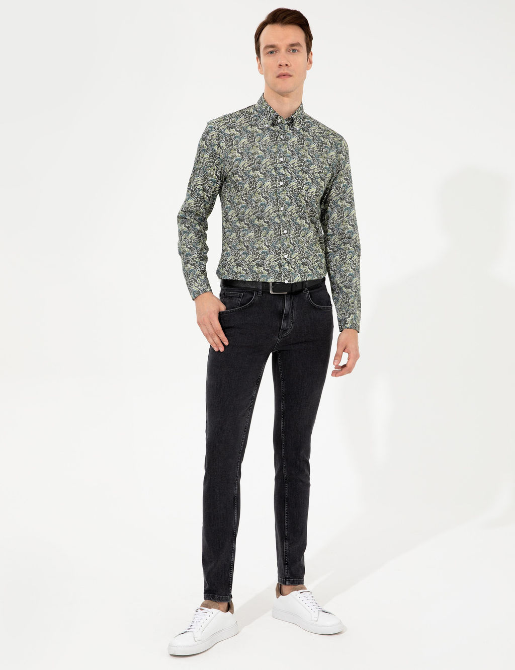 Рубашка приталенного кроя с длинным рукавом цвета хаки - Cacharel фото 4