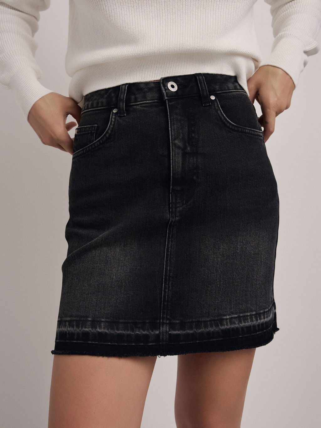 CONTE CON-687 Юбка джинсовая женская washed black
