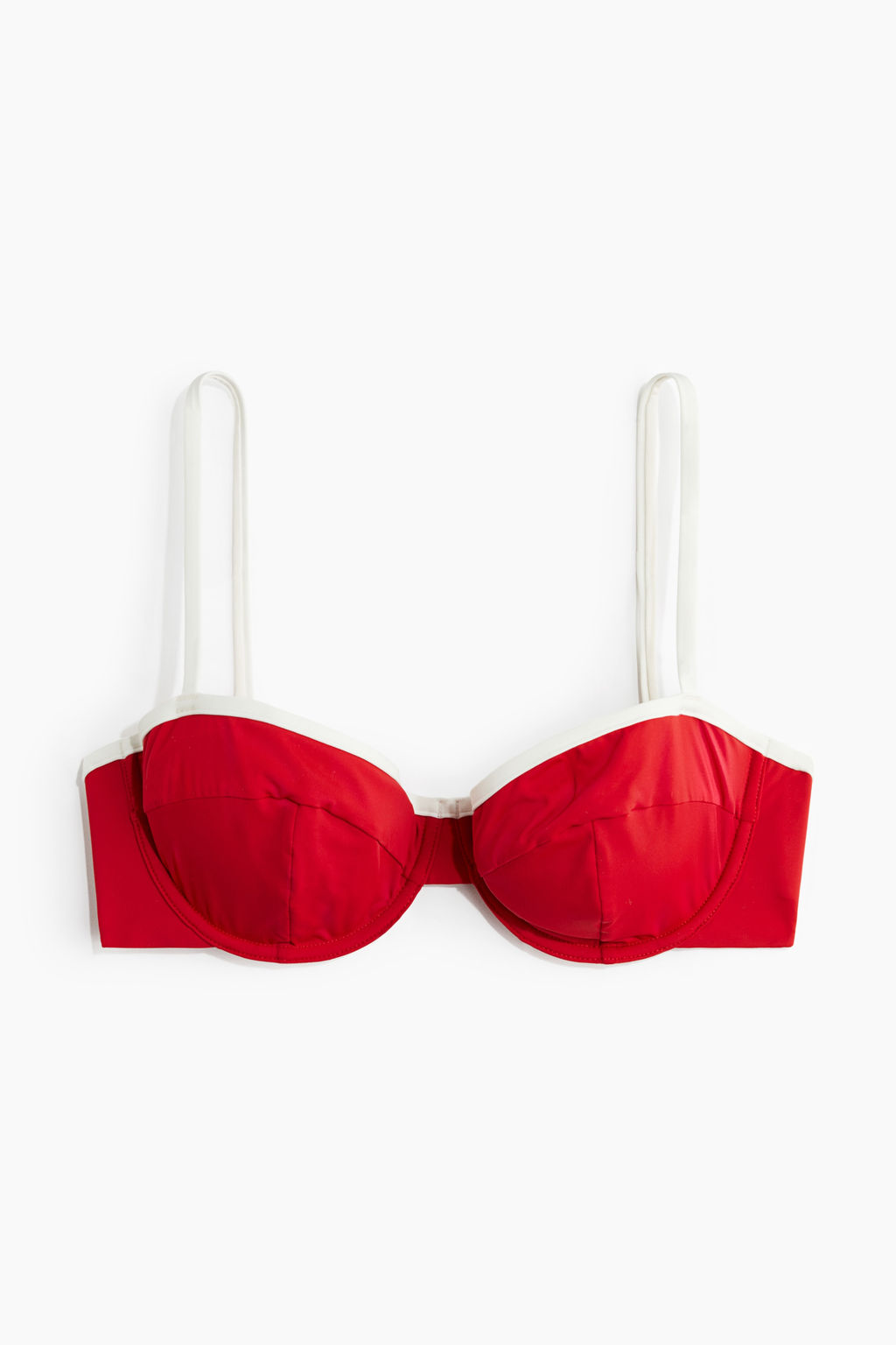 Top de bikini con aros