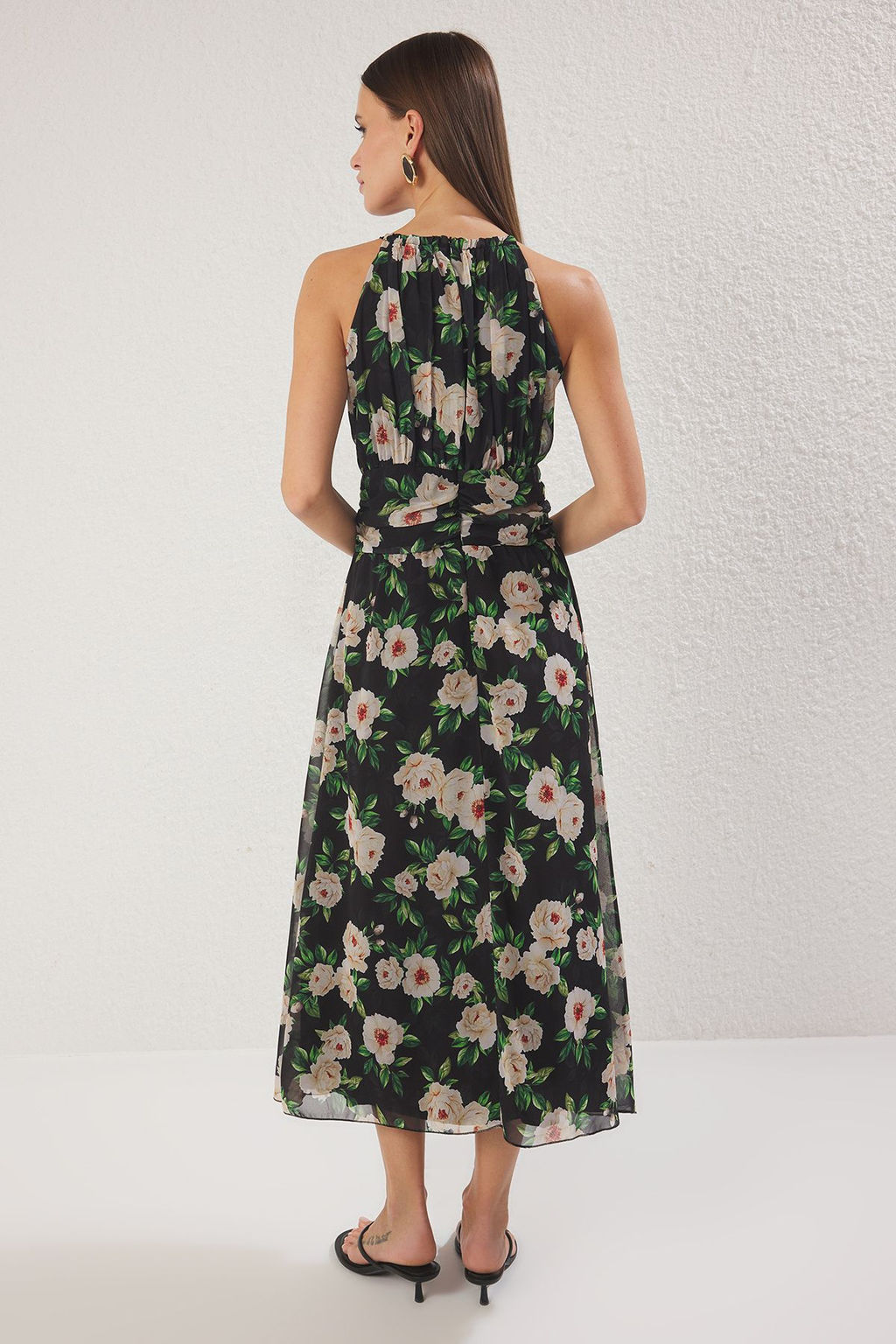 Siyah Cicekli Etegi Belden Ac?lan Sifon Ucus Ucus Dokuma Midi Elbise TWOSS25EL00553 - Trendyolmilla фото 4