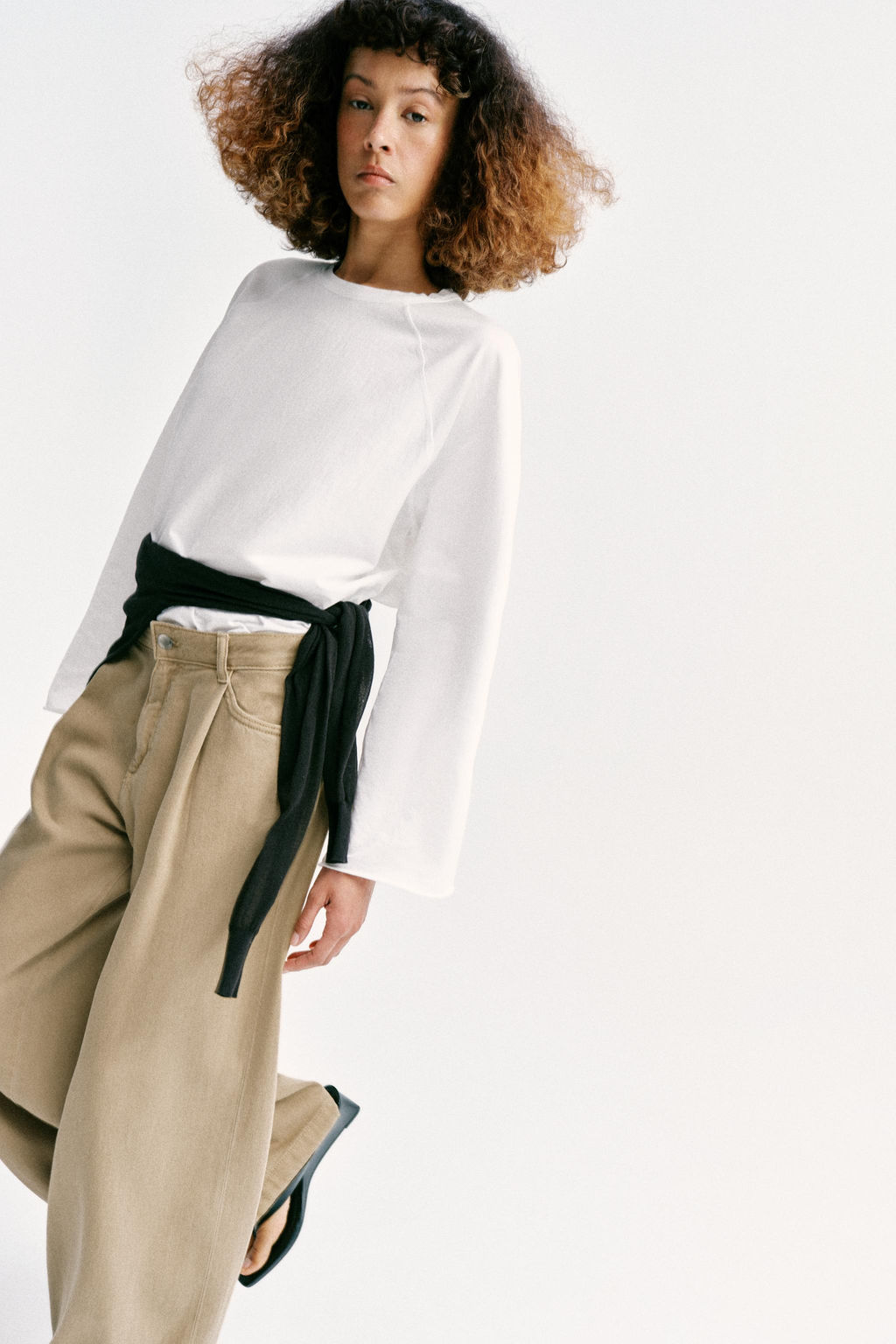 JEANS Z1975 WIDE LEG TIRO ALTO PINZAS / Arena - Zara фото 8