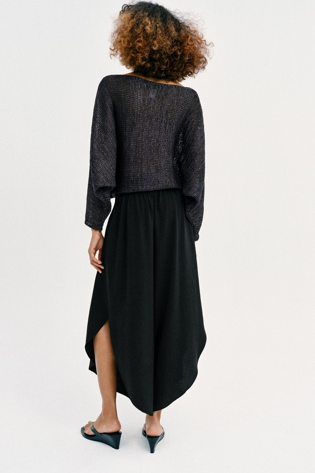 PANTAL?N FLUIDO ABERTURAS / Negro - Zara фото 7