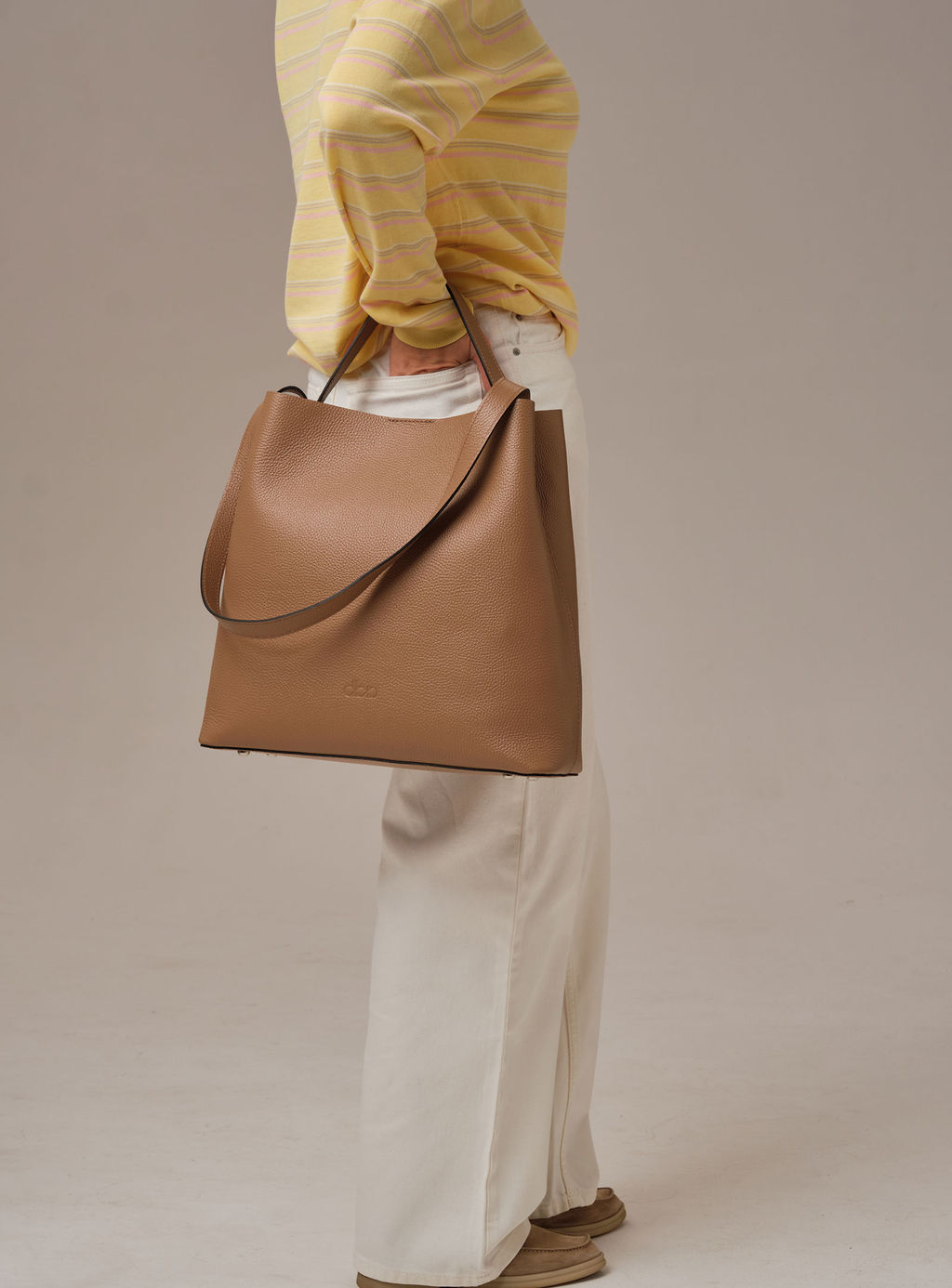 Кожаная сумка шоппер Olga DBR 30948 коричневый капучино фото 8