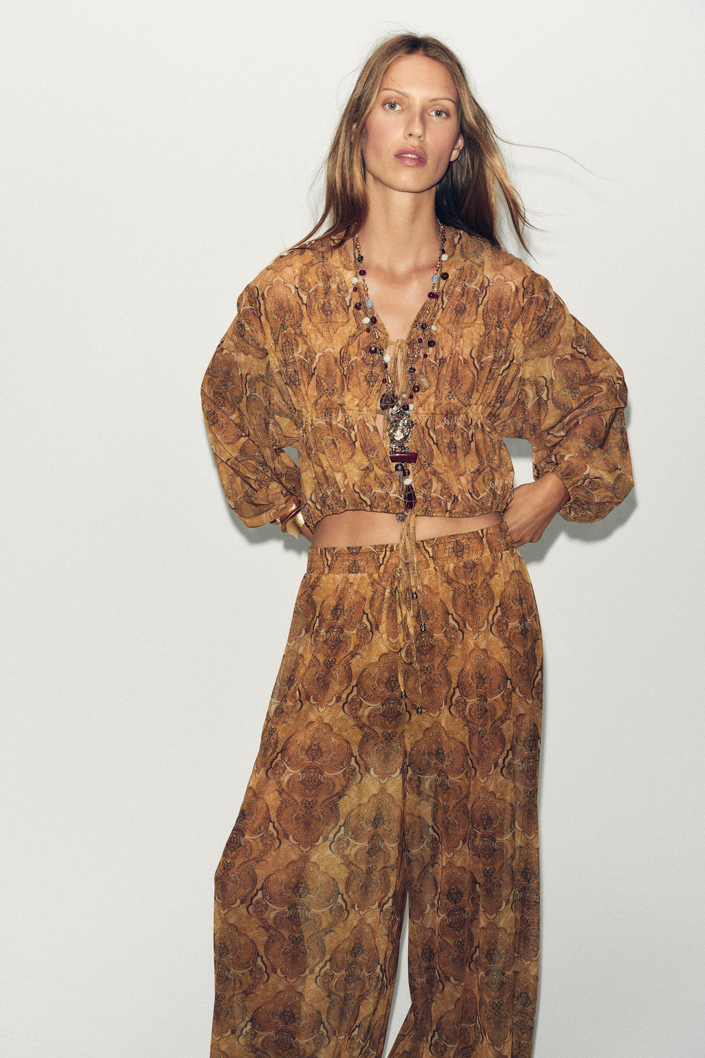 PRINTED TOP WITH TIES - Zara фото 6
