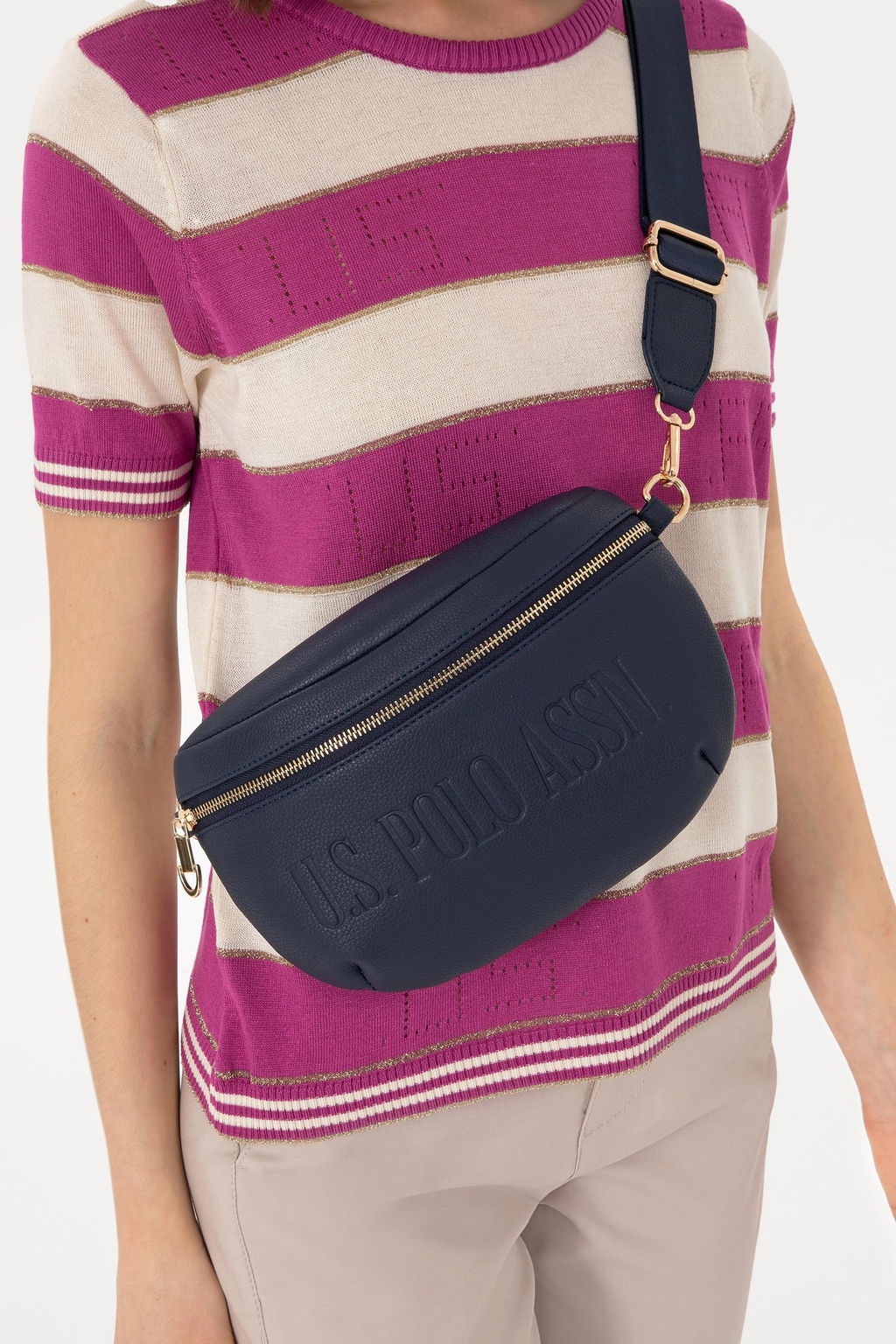 Kad_n Lacivert _anta Sepette S_rpriz _ndirim