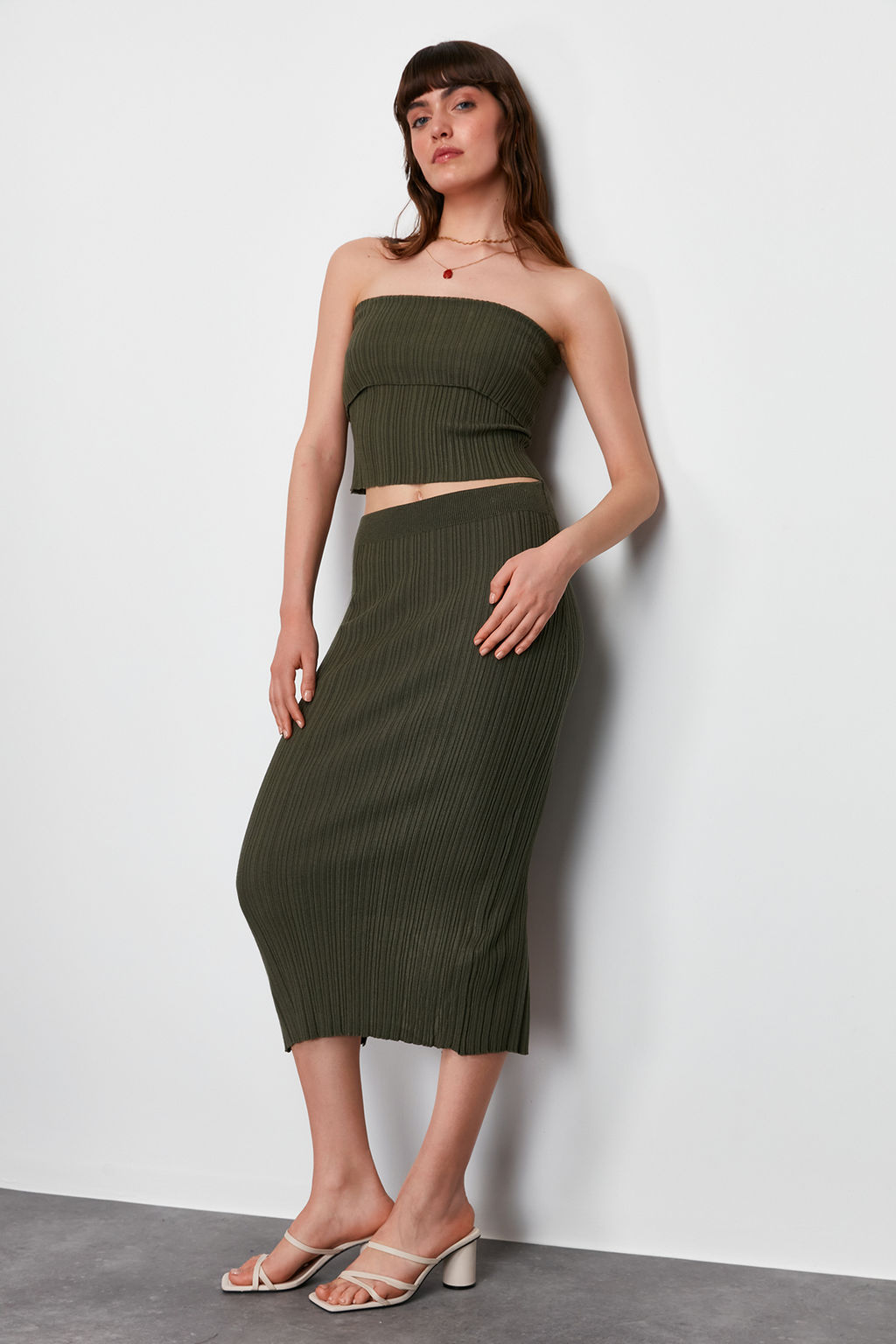 TRENDYOLMILLA Haki Midi Triko Premium Iplik/ Ozel Iplik Etek TWOSS24ET00042  фото 3