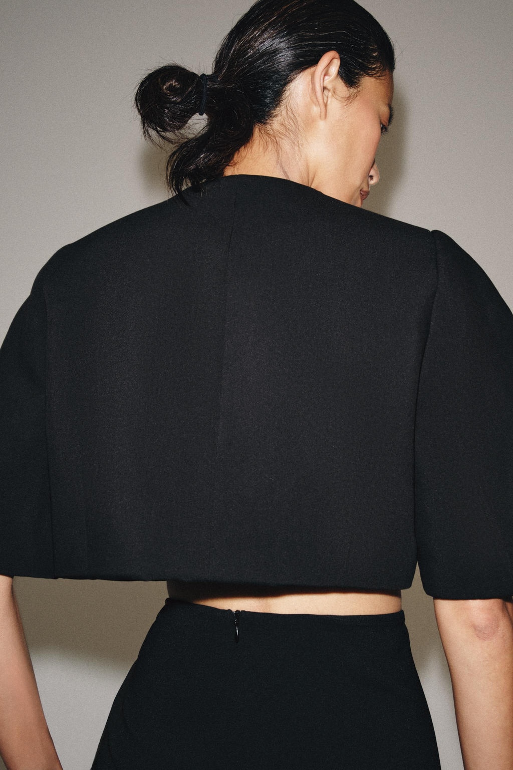 BLAZER CROPPED ZW COLLECTION / Negro - Zara фото 3