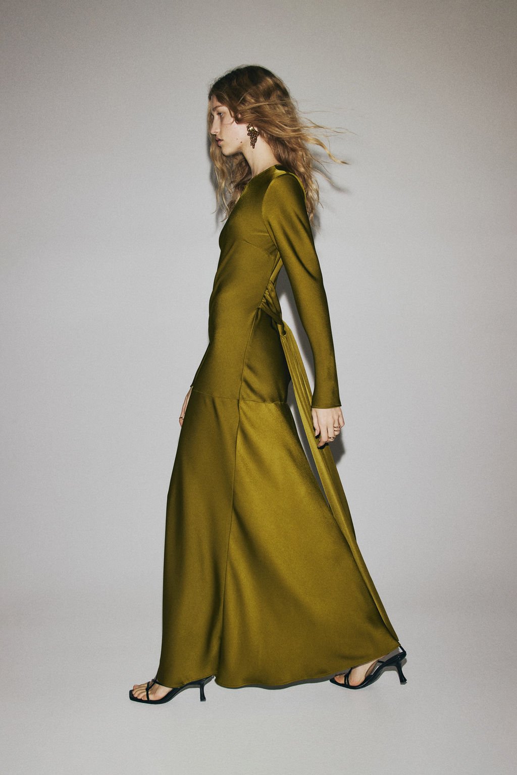 Vestido con lazada y espalda descubierta - H&m фото 3