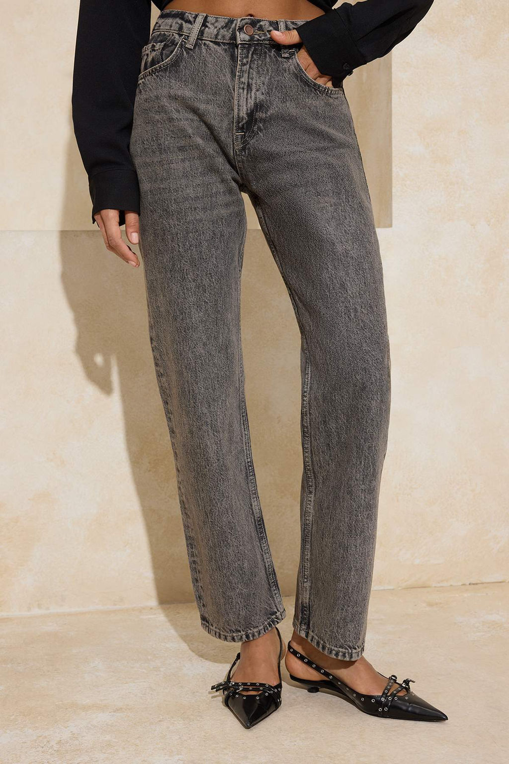 Gri Yuksek Bel Boru Paca Straight Jeans TWOSS26JE00021 - Trendyolmilla фото 3