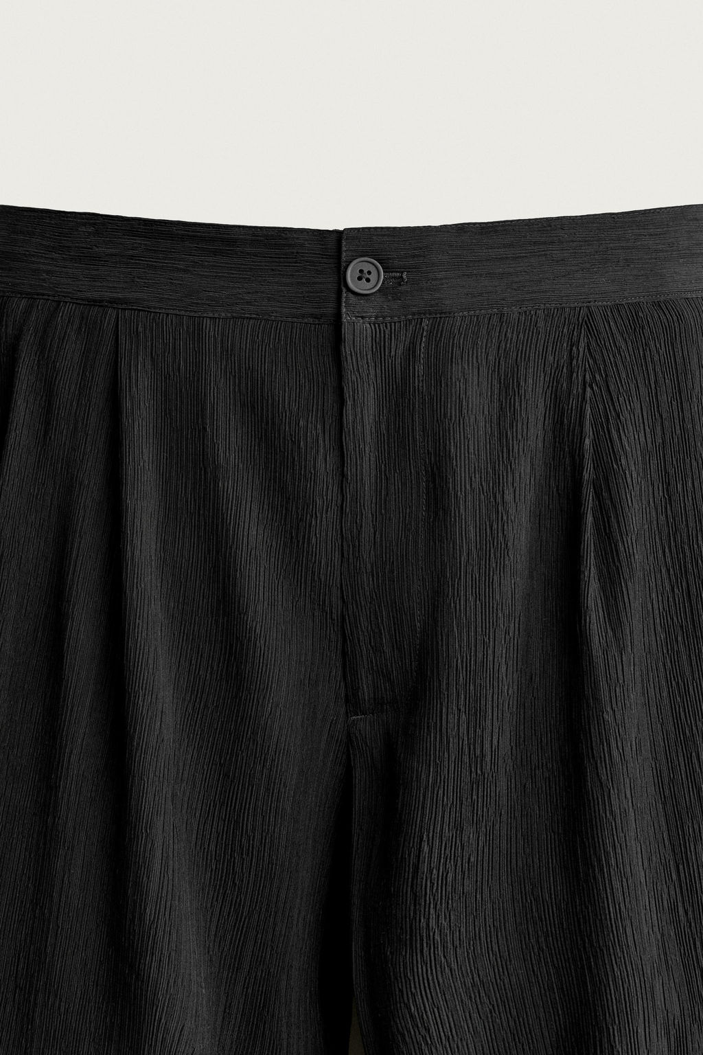 BERMUDA RELAXED FIT RELIEVE / Negro - Zara фото 8