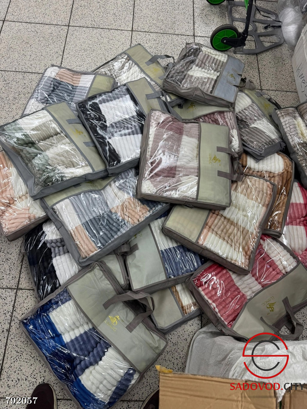 Плед для дома на диван или кровать