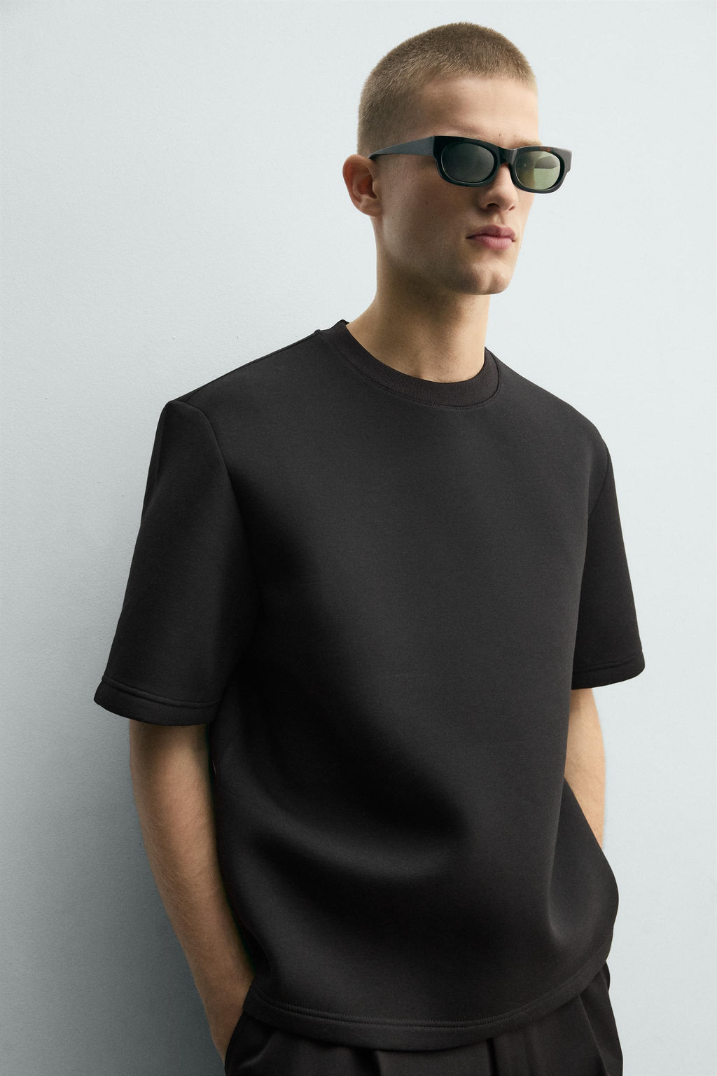 SUDADERA RELAXED FIT T?CNICA / Negro - Zara фото 5