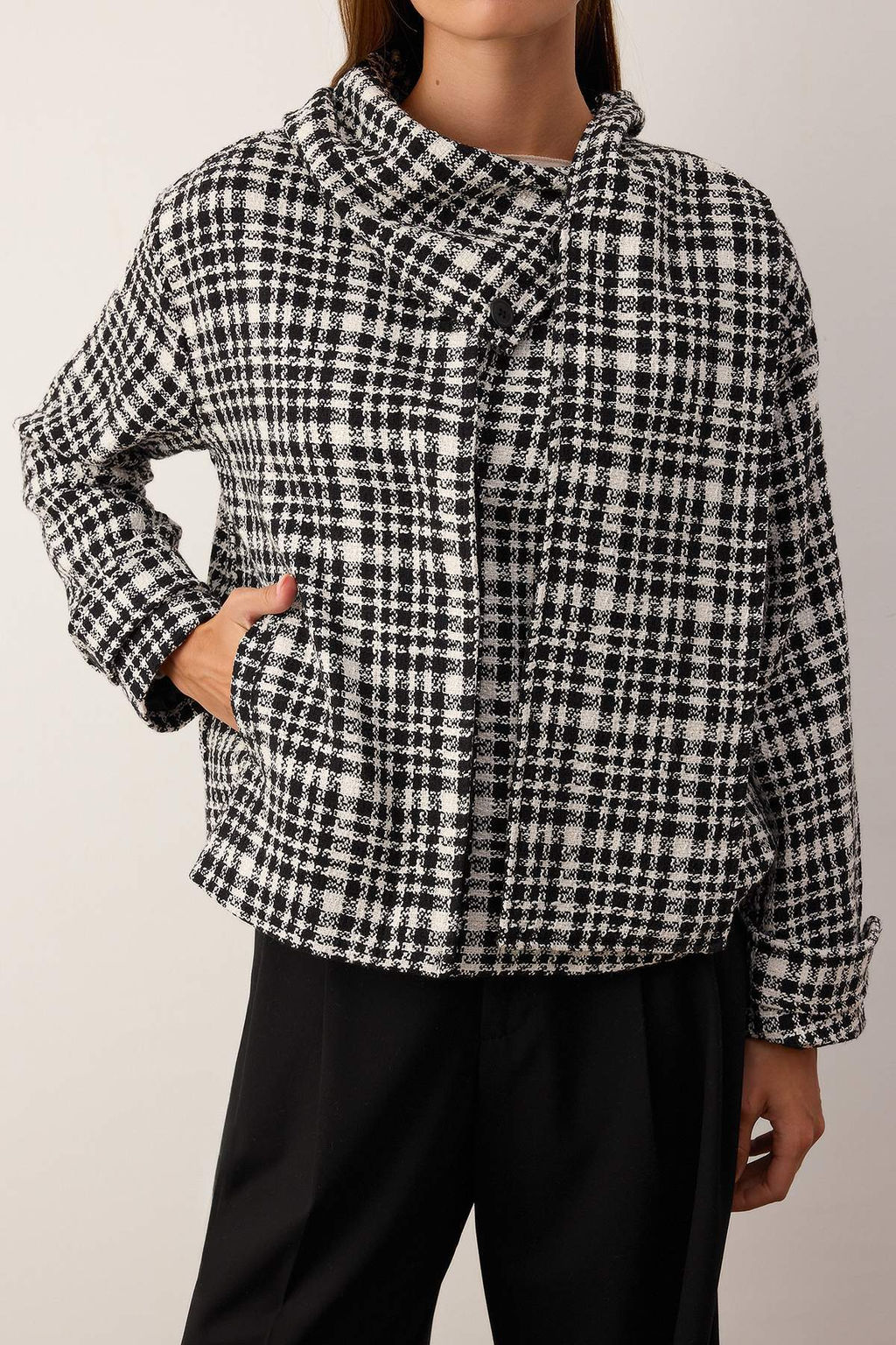 Cok Renkli Regular Kal?p Atk?l? Ekose Kase Mont TWOAW26MO00157 - Trendyolmilla фото 3