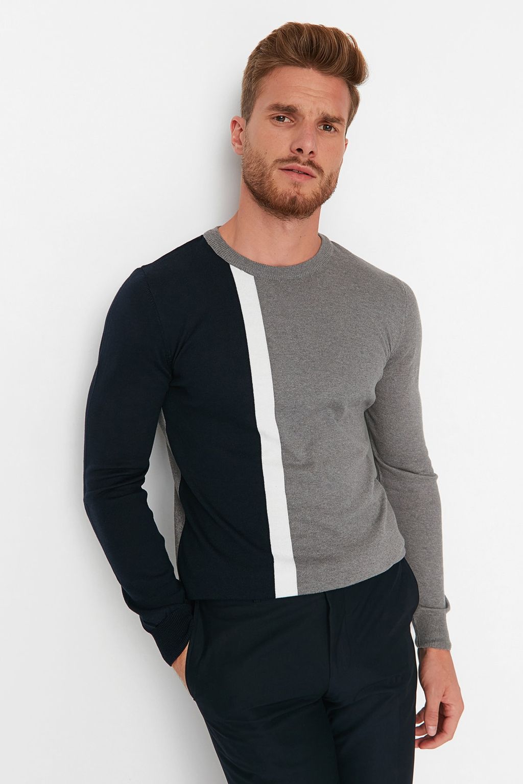 TRENDYOL MAN Gri Slim Fit Pamuklu Bisiklet Yaka Renk Bloklu Triko Kazak TMNAW21KZ0566 - Trendyolmilla фото 12