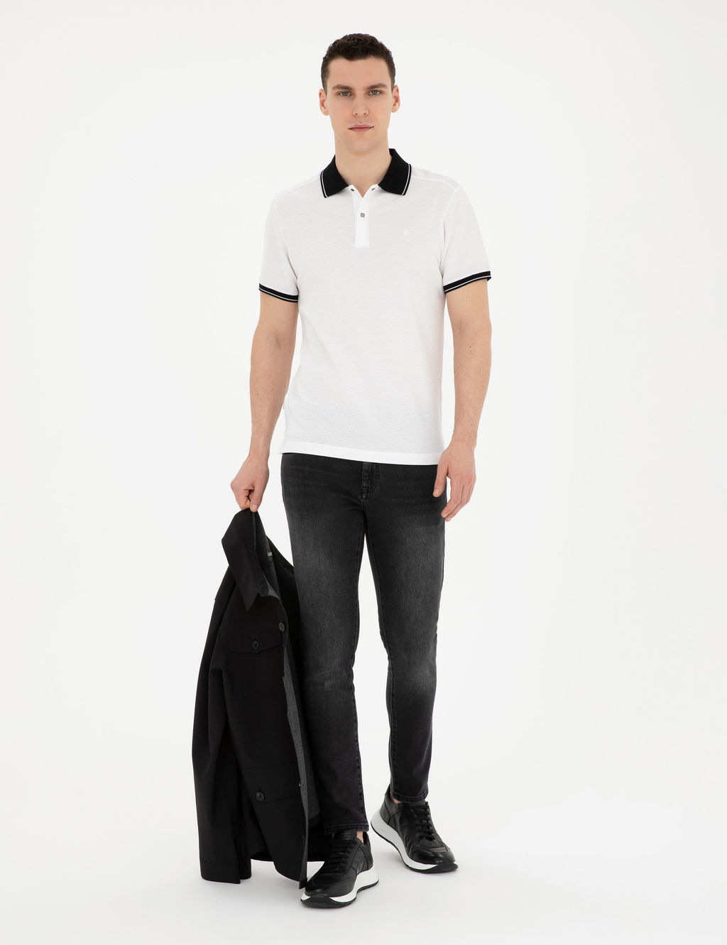 Beyaz Slim Fit Ti__rt