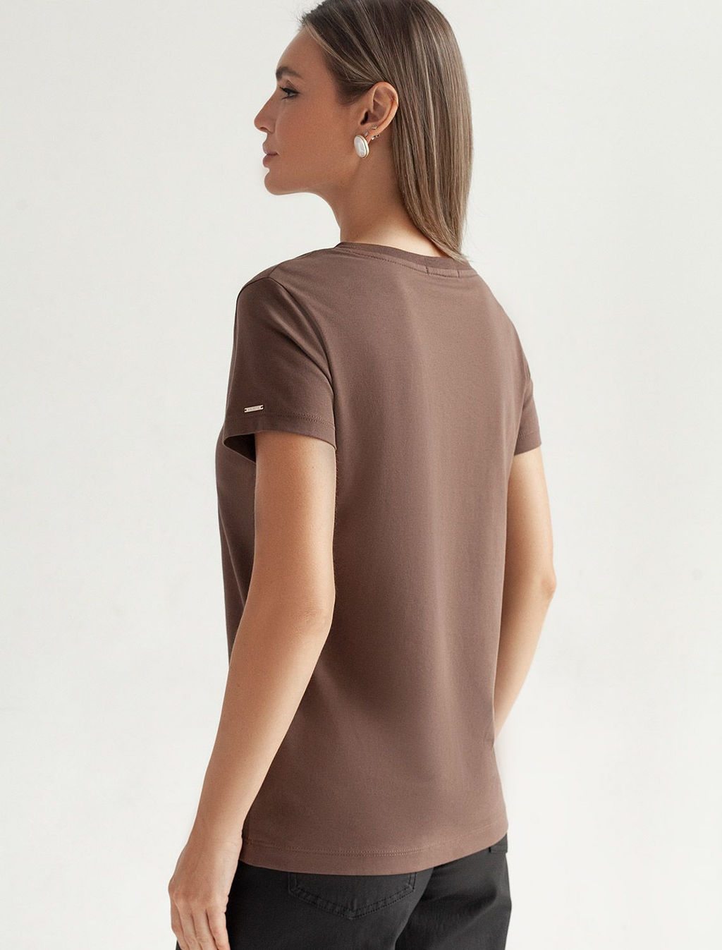 D49.109 Футболка женская т. кофейный