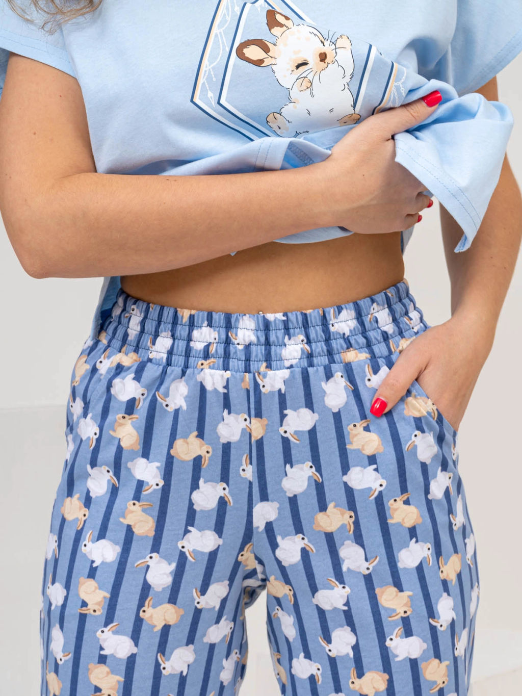 Костюм женский, цвет голубой