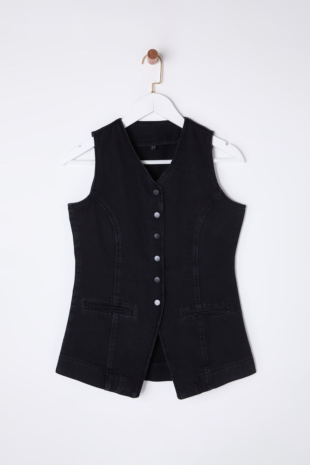 Trendyolmilla Siyah Dikis Detayl? Arkas? Kemer Tokal? Fitted/Vucuda Oturan Denim Yelek TWOSS25YE00022  фото 6