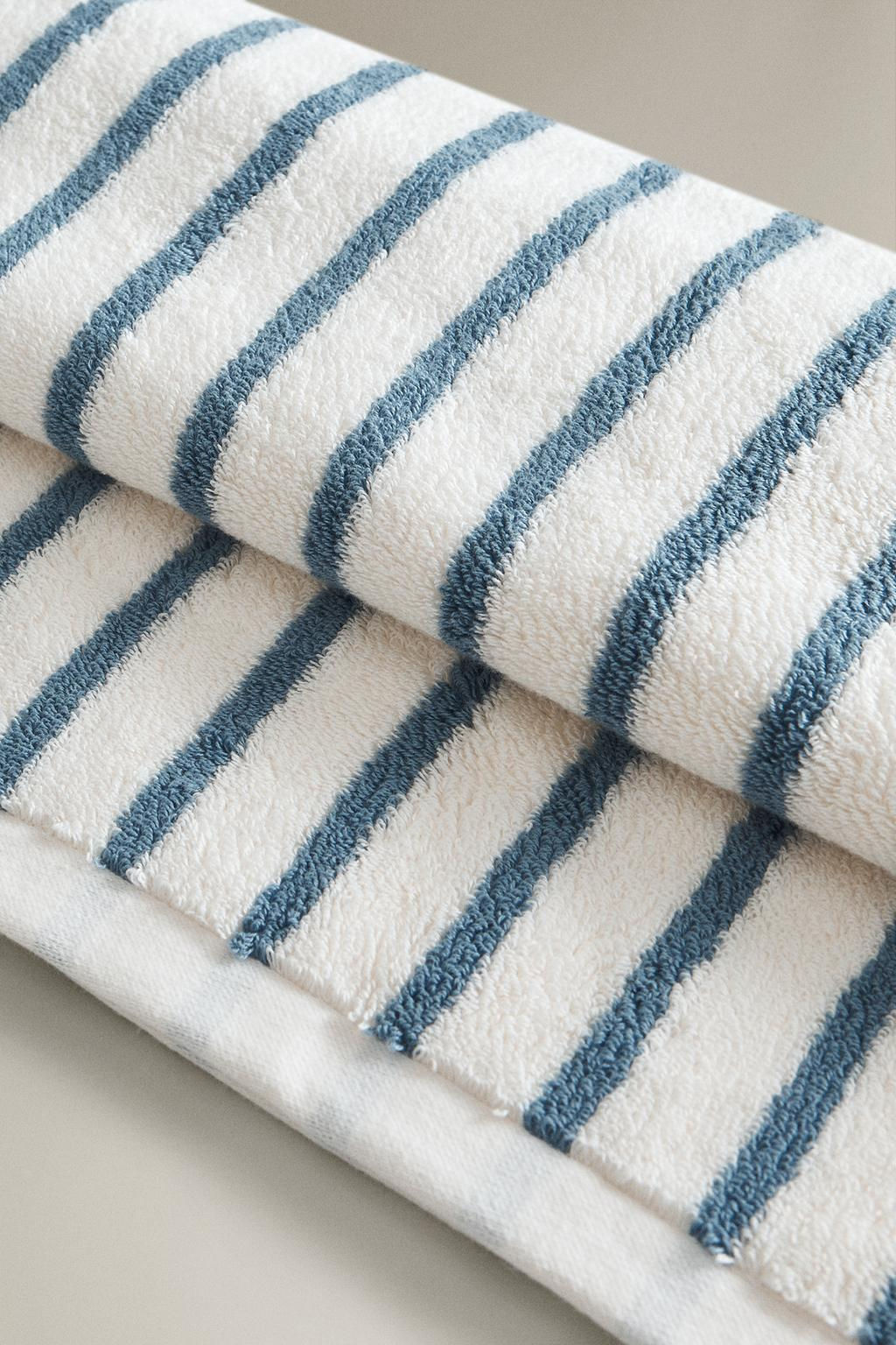 HIGH GSM STRIPED BATH TOWEL - Zara фото 4