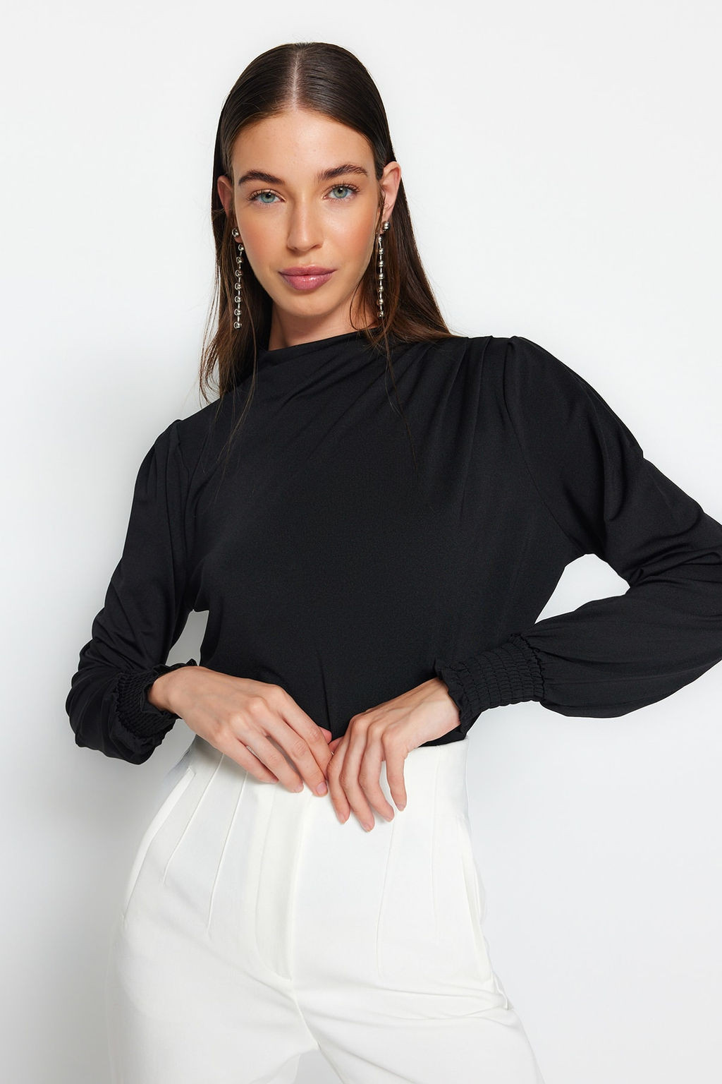 Siyah Dik Yaka Regular Fit Gipe Detayl? Esnek Orme Bluz TWOAW24BZ00022