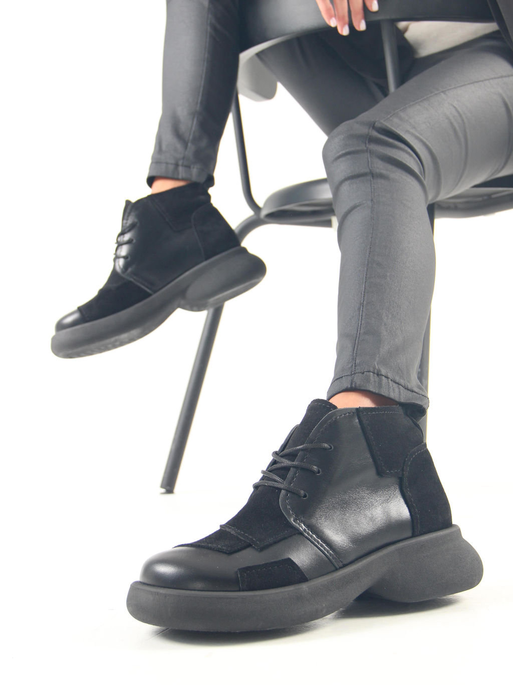 Ботинки 305.927bl.Черный черная замша/байка