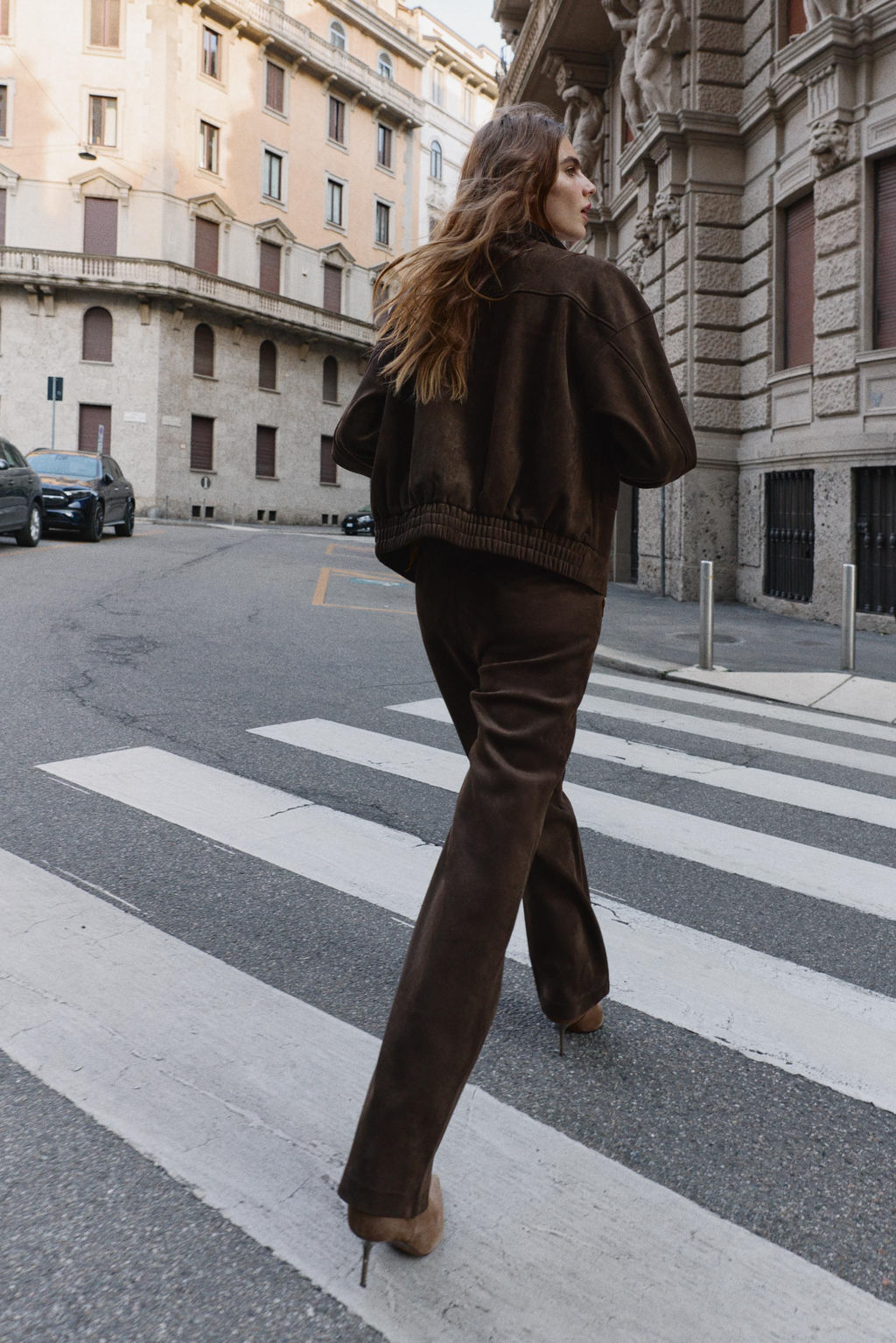 OVERSIZE FAUX SUEDE BOMBER JACKET - Zara фото 6