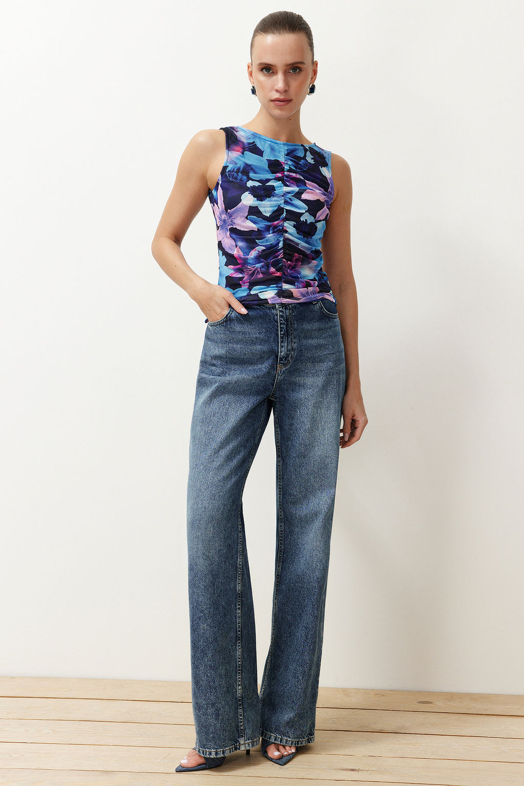 Siyah Soyut Desenli Buzgu/Drape Detayl? Regular/Normal Kal?p Kay?k Yaka Bluz TWOSS24BZ00544 - Trendyolmilla фото 11