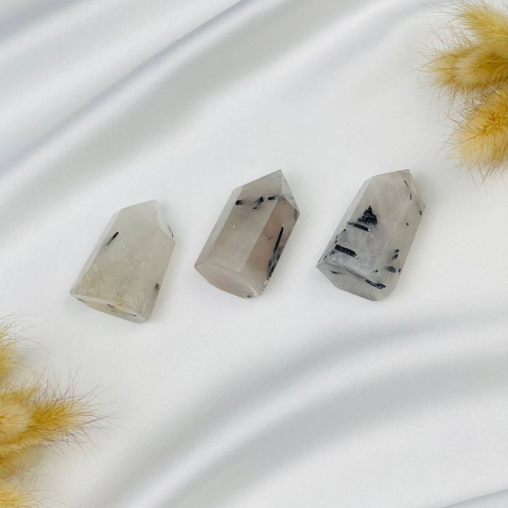 Кристалл из Кварца с включением Турмалина - Радуга самоцветов фото 3