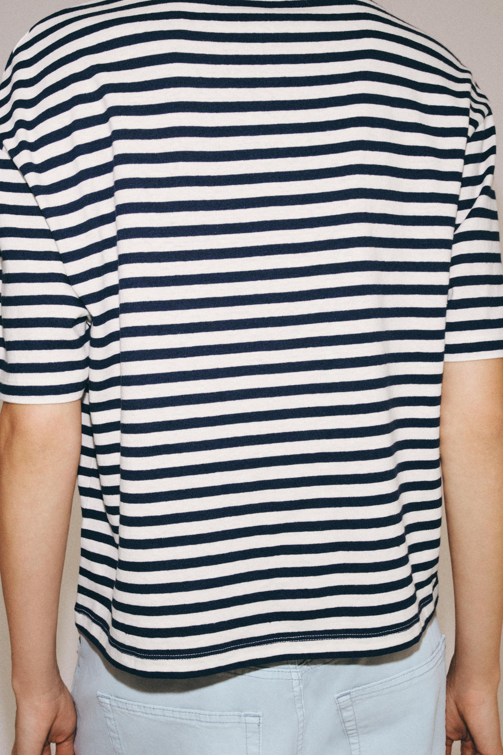 CAMISETA MANGA CORTA RAYAS / Crudo / Marino - Zara фото 3