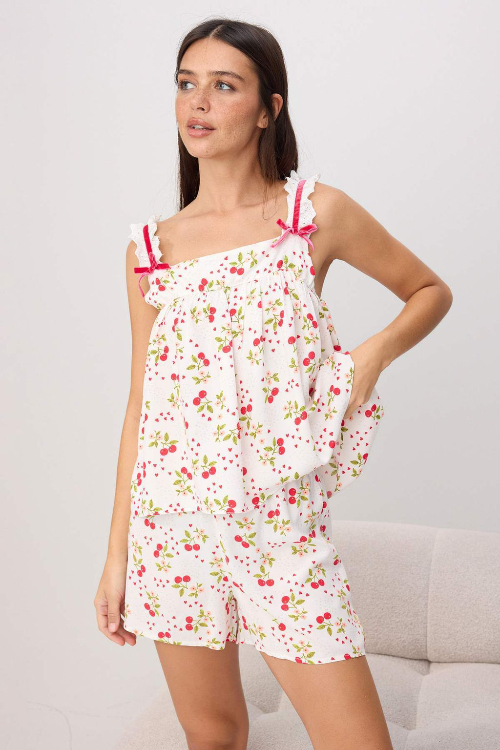Beyaz-Cok Renkli Bask?l? Shally Dokuma Pijama Tak?m? THMSS26PT00180 - Trendyolmilla фото 2