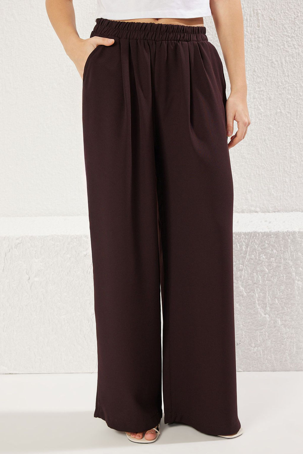 Kahverengi Beli Lastikli Pull On Wide Leg/Genis Paca Dokuma Pantolon TWOSS25PL00041 - Trendyolmilla фото 4