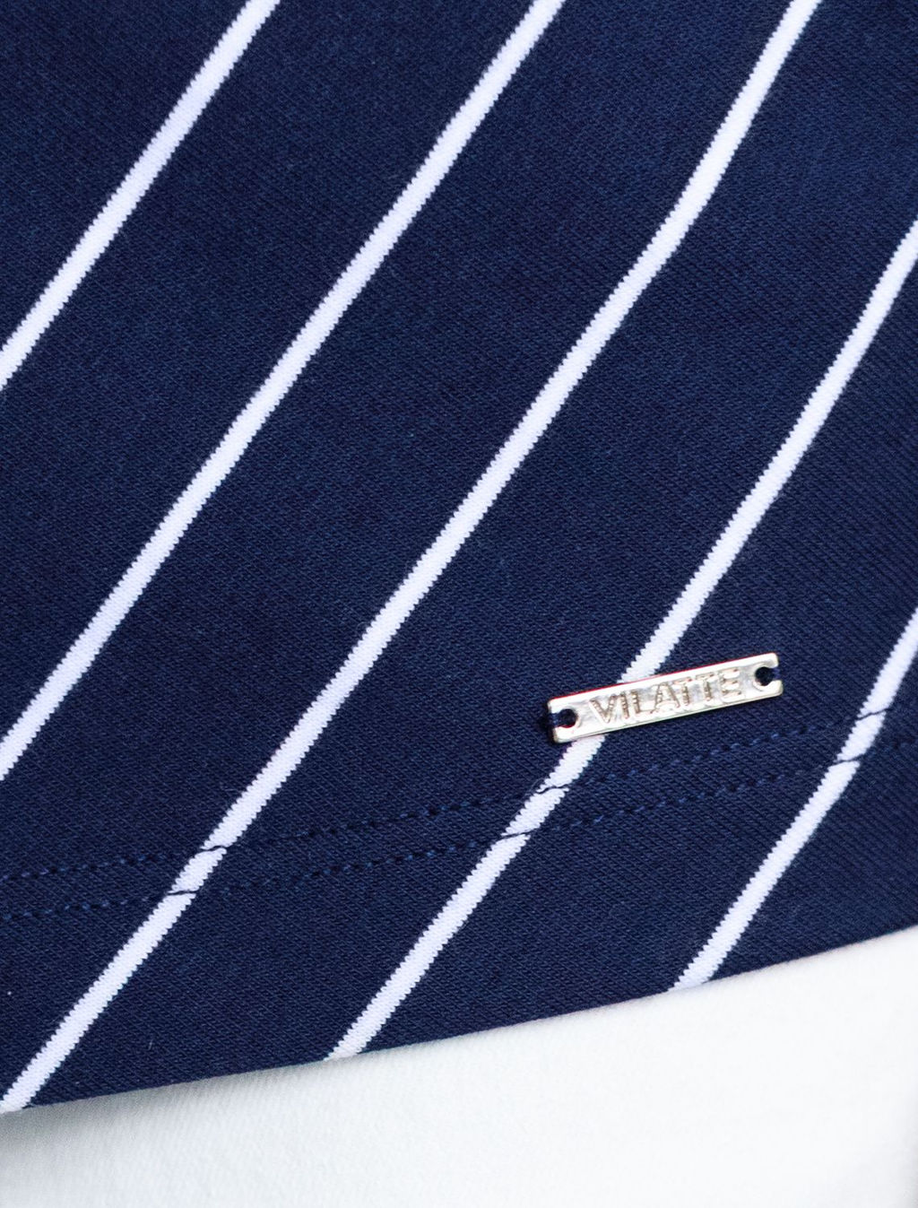 Футболка в полоску с V-вырезом и цельнокроеным рукавом из гладкого хлопка