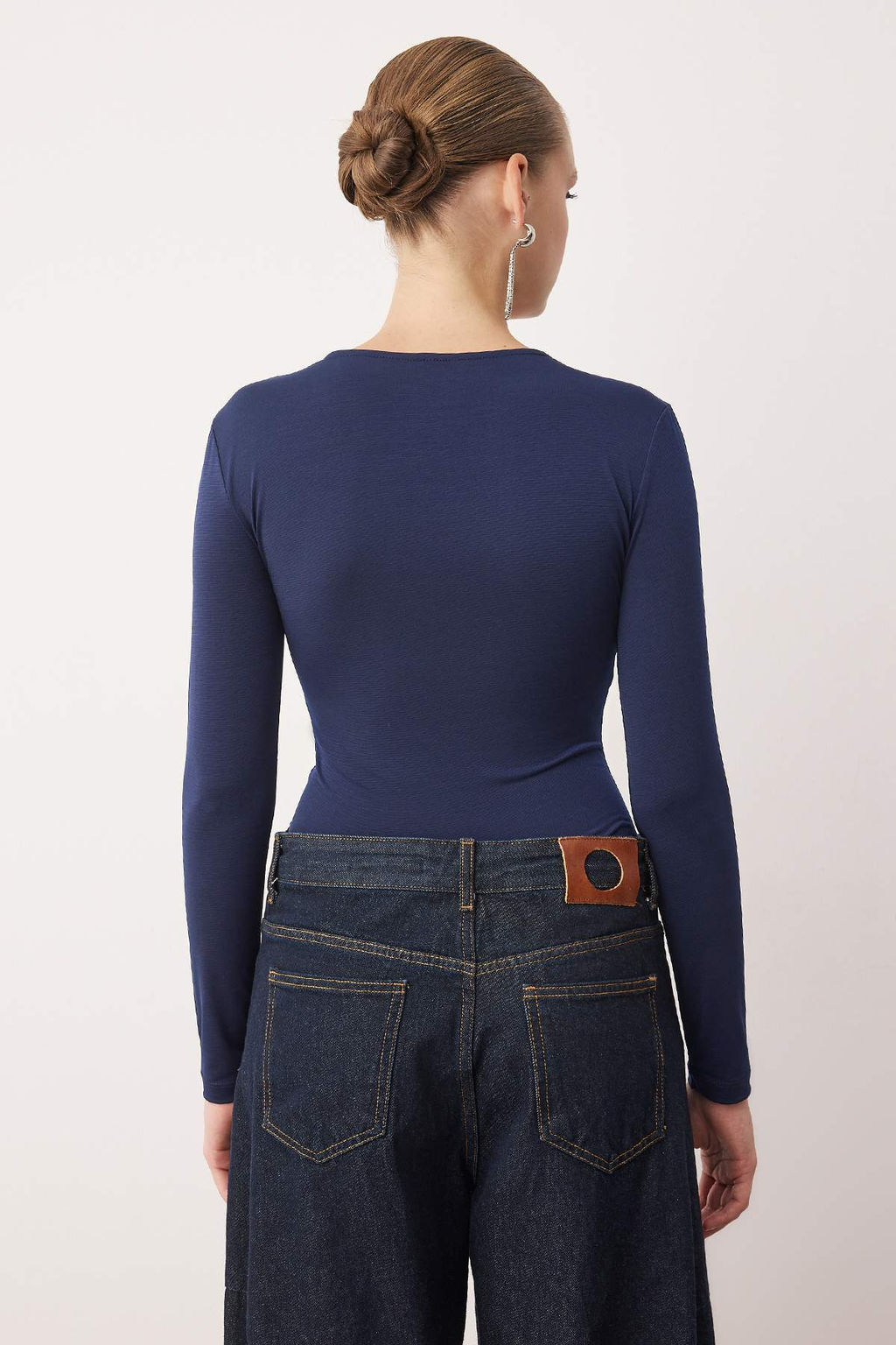 Lacivert Orme Dantelli Yaka Detayl? Body TPRAW25BD00007