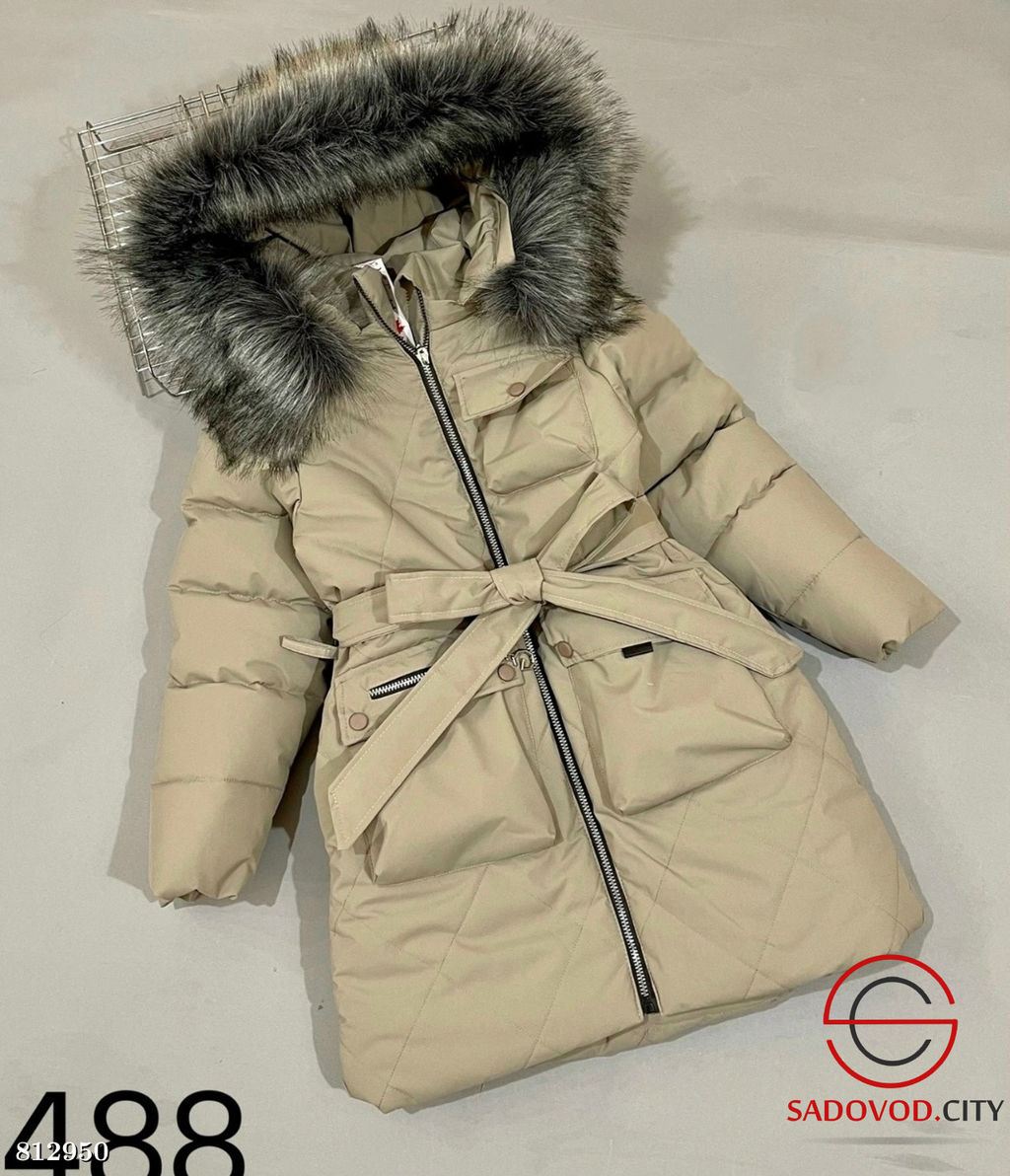 Пальто для девочки с карманами